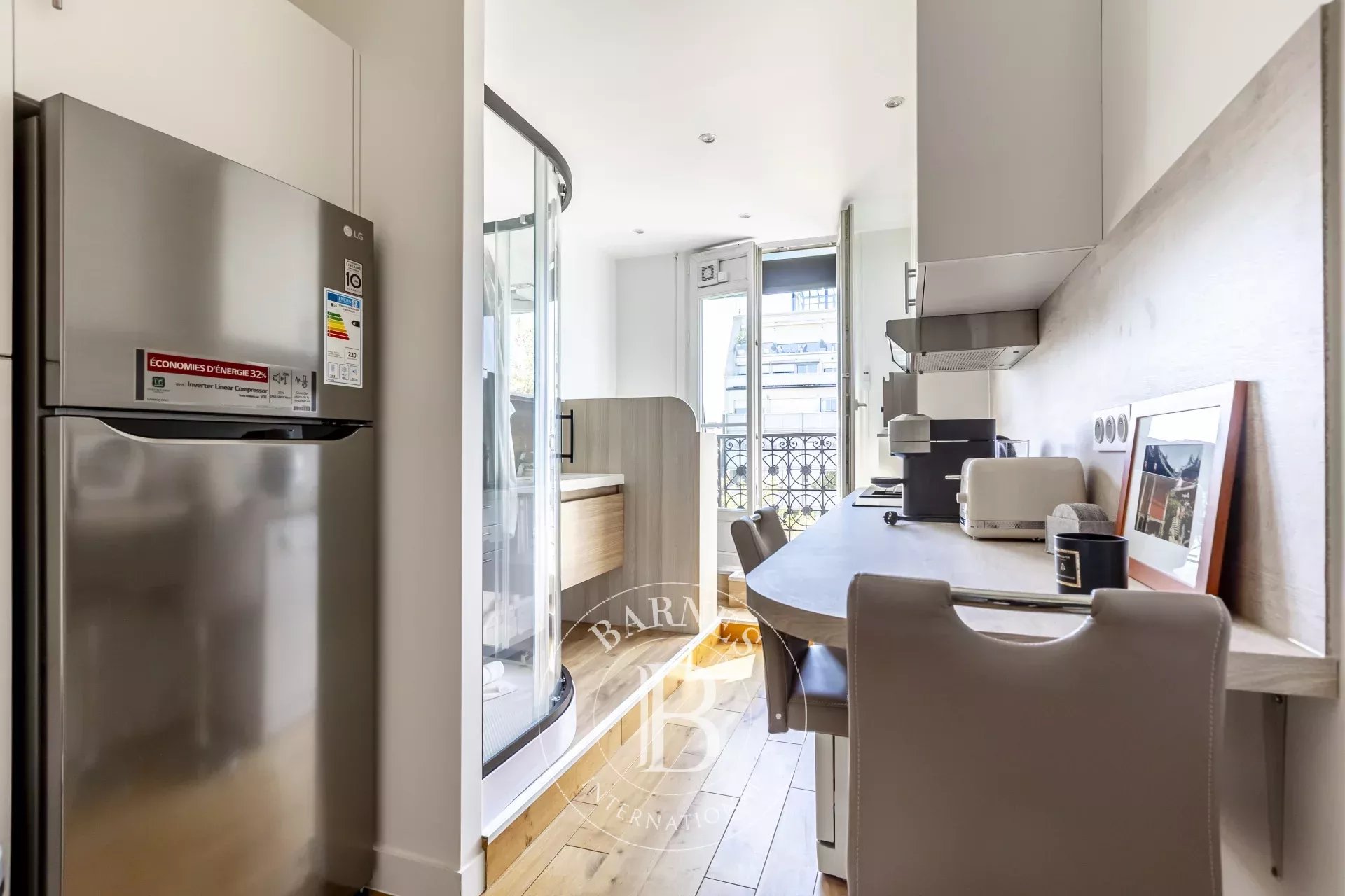 Daire Paris 8ème - picture 7