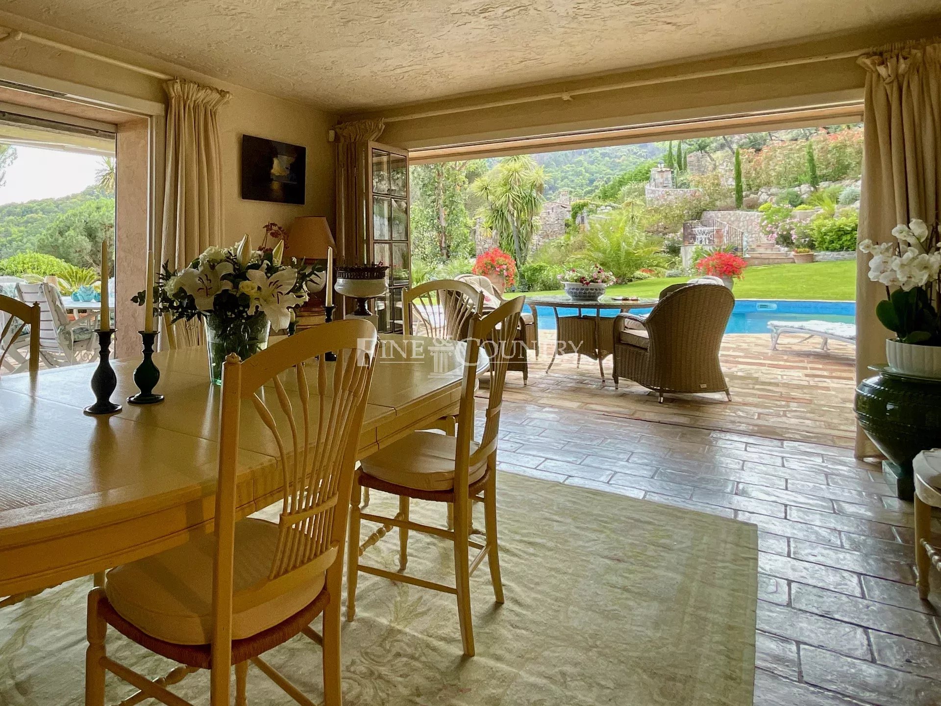 Photo of Villa for sale in La Garde Freinet with panoramic views