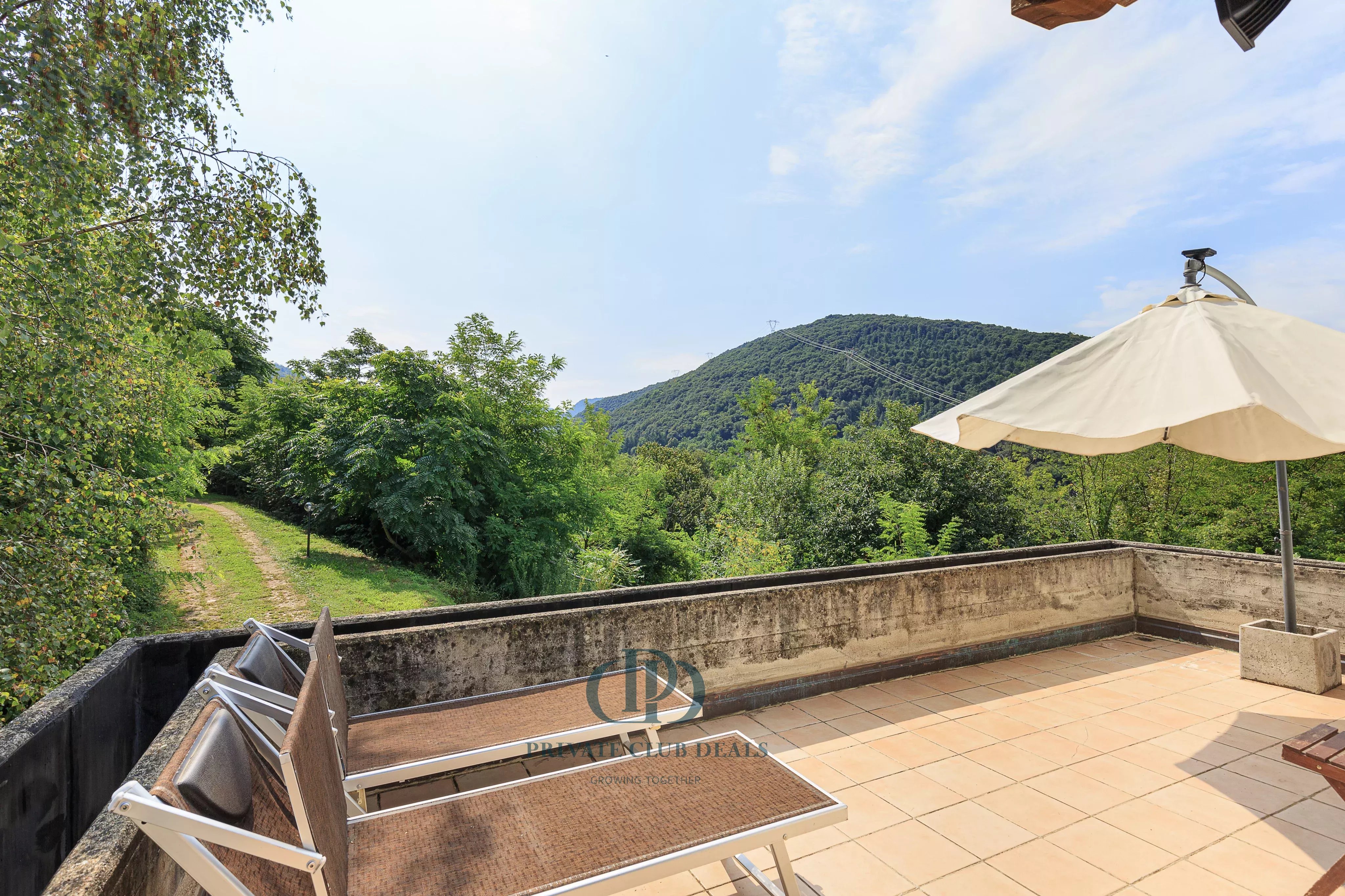 Villa Dumenza - picture 37