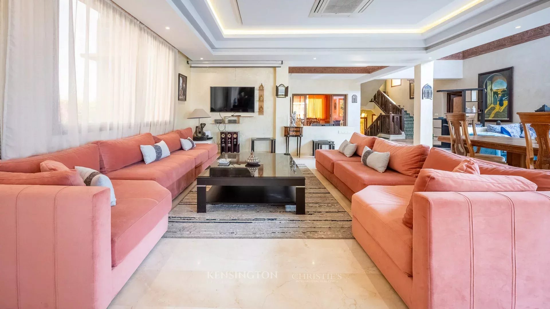 8 Bedroom Villa/Townhouse's Image 5