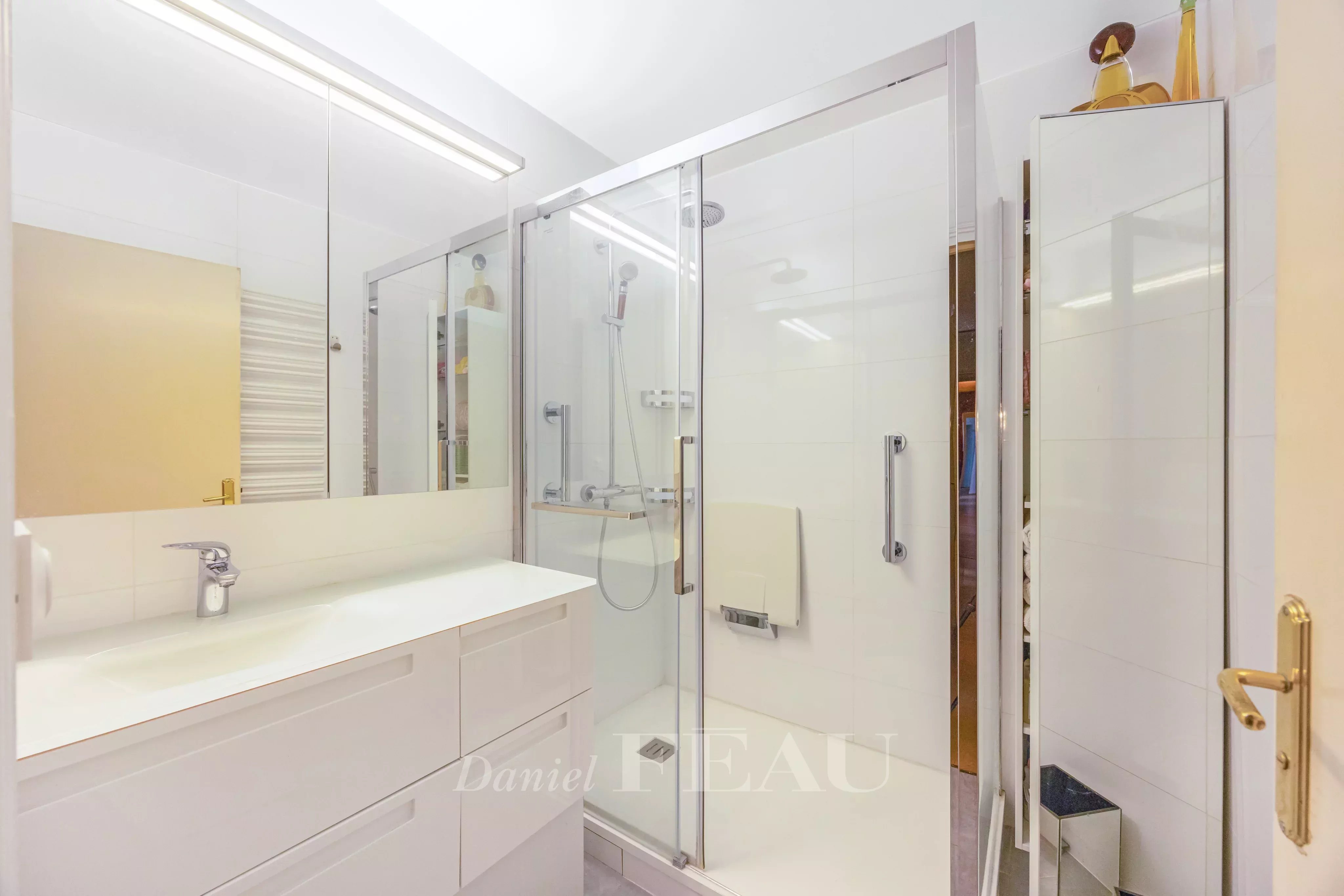 Sale Apartment Saint-Cloud