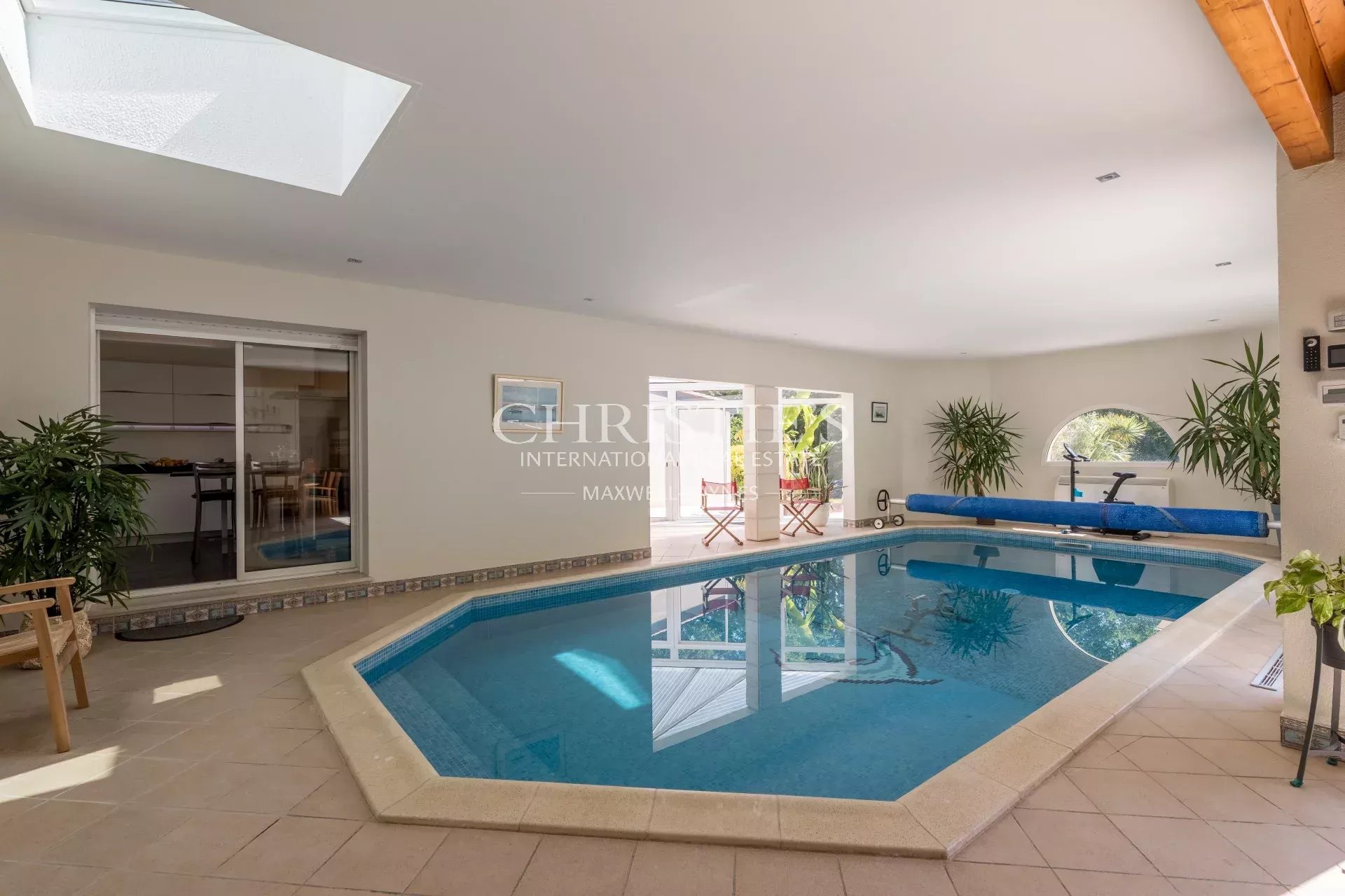 4 Bedroom Villa/Townhouse's Image 10