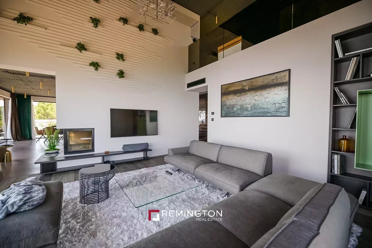 5 Bedroom Villa/Townhouse's Image 35