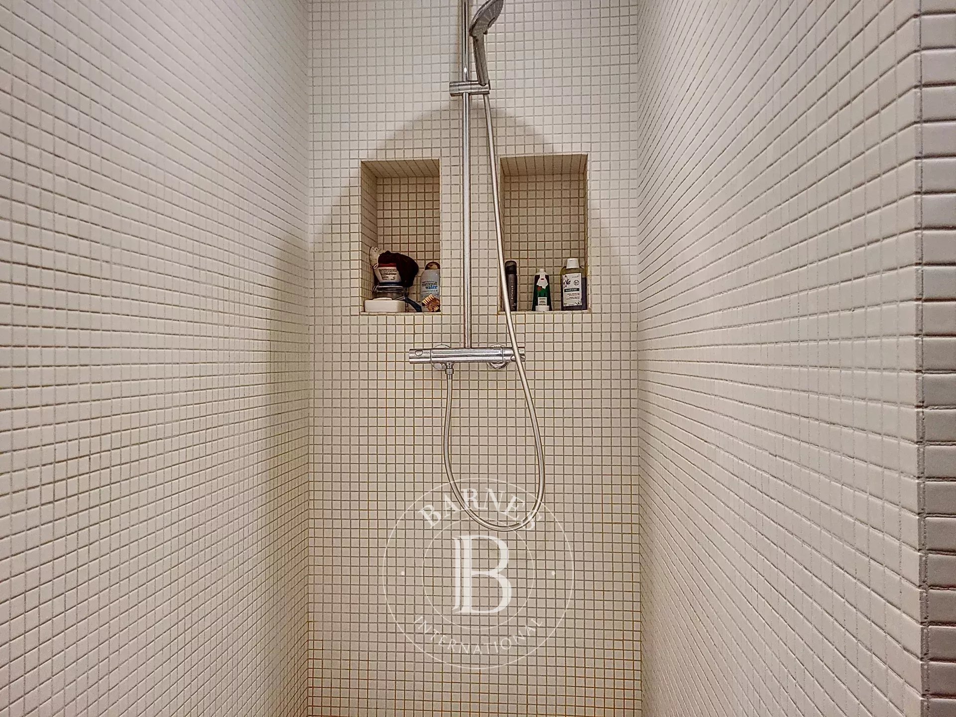 Daire Paris 10ème - picture 9