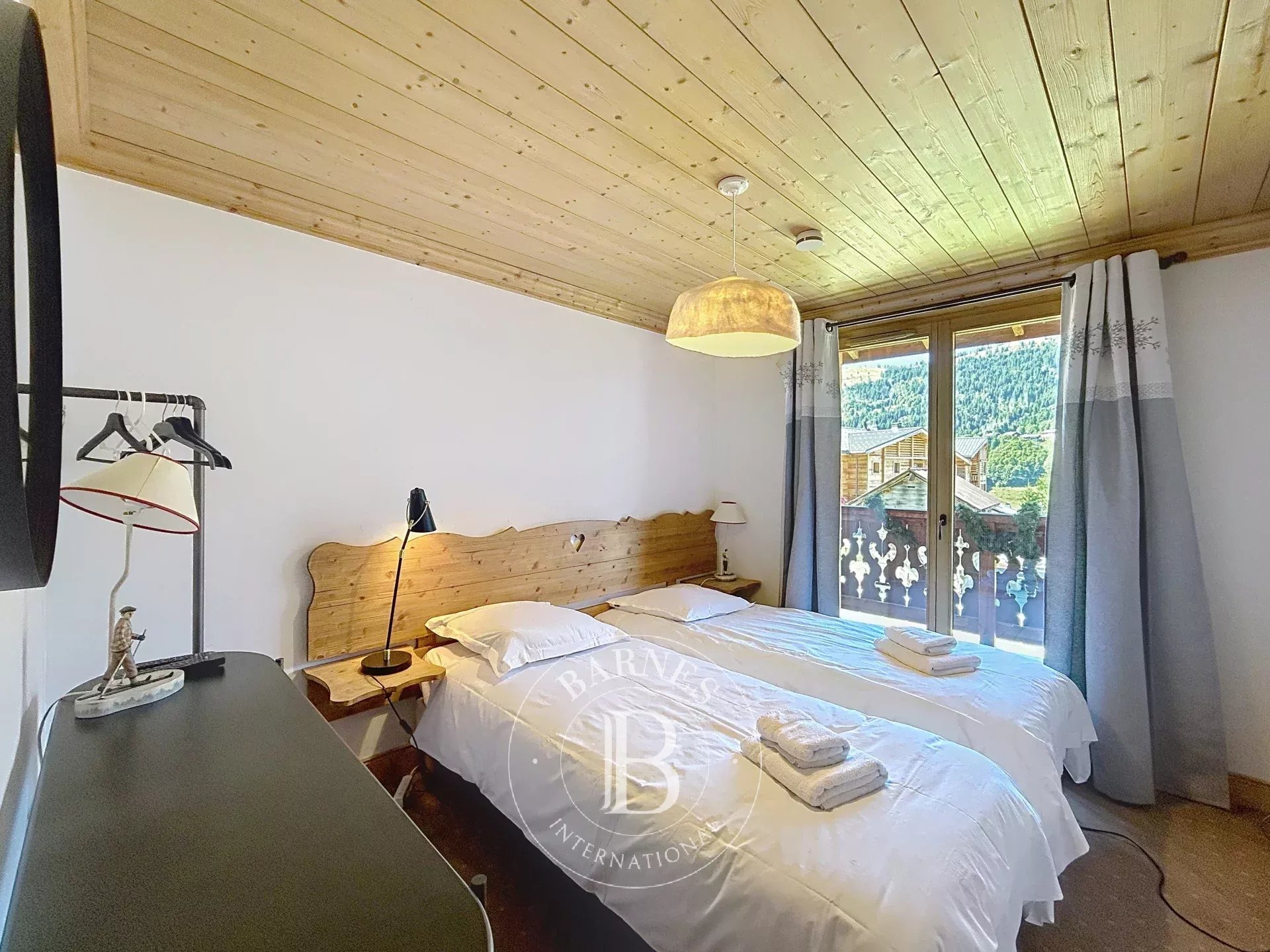 Photo of Les Gets – Ski-in/Ski-out property with 3 units