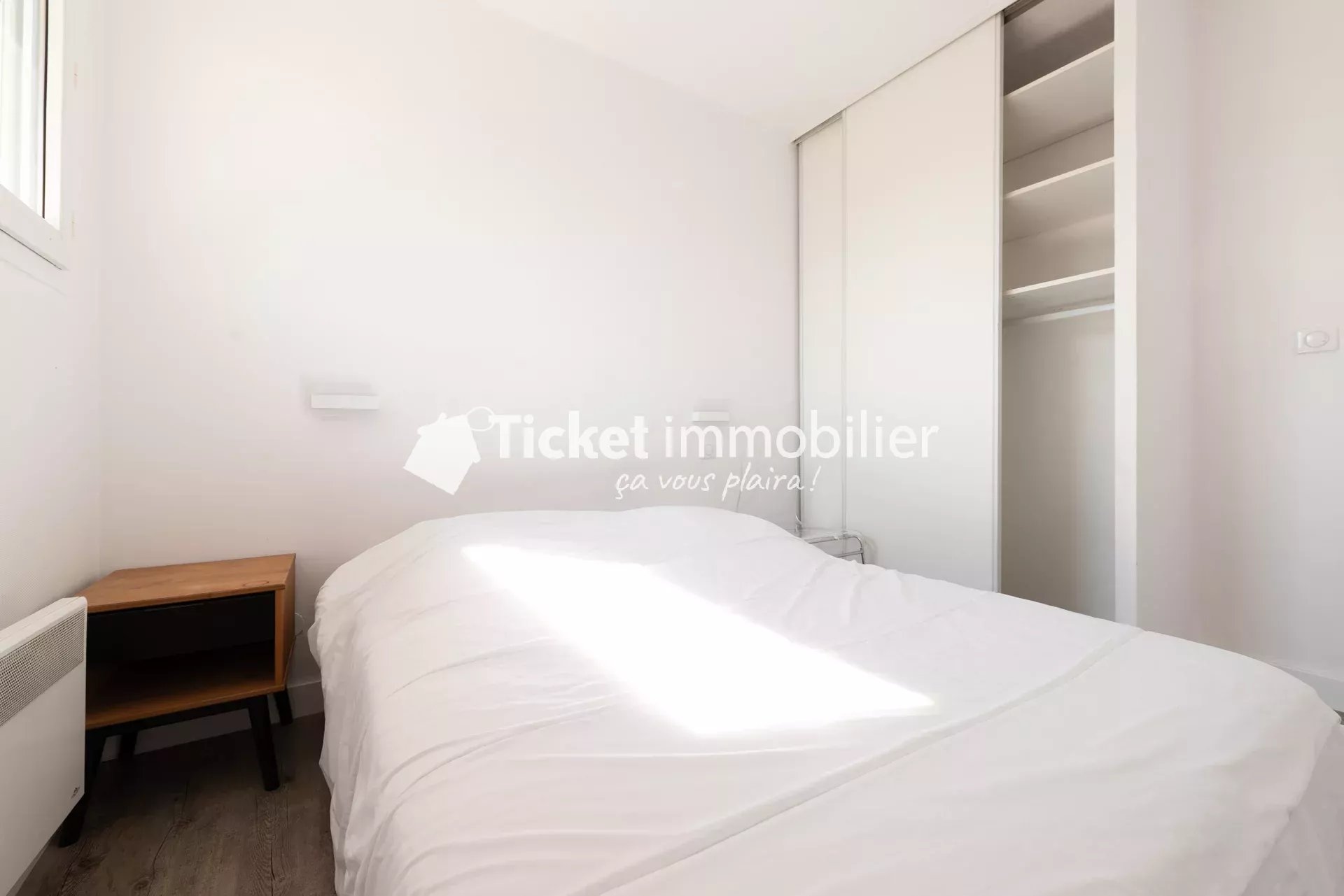 APPARTEMENT T2 45m2 BORDEROUGE - ENTIÈREMENT RÉNOVÉ - CLIMATISATION - BALCON - PARKING PRIVATIF ETC ... — photo 6