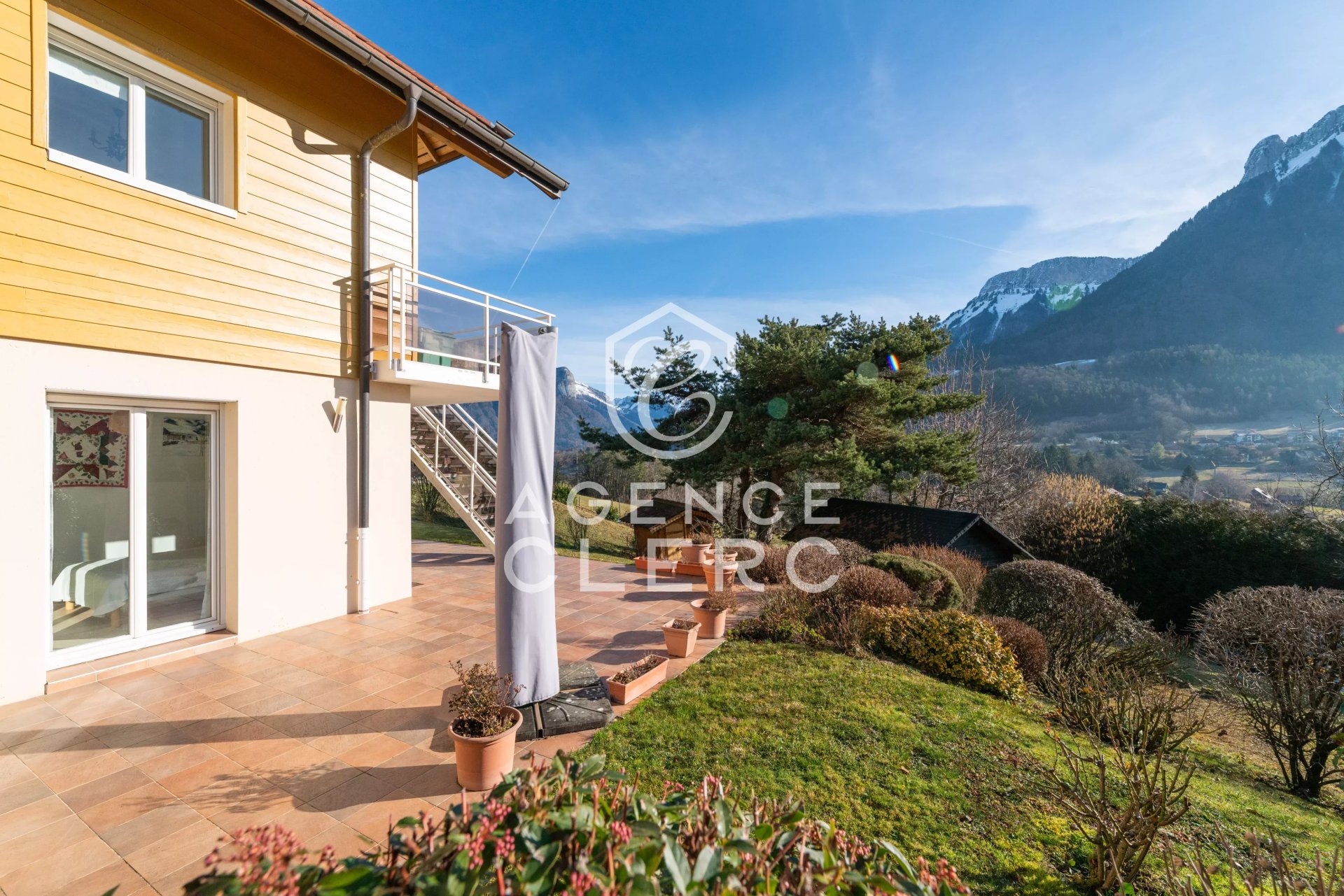 4 Bedroom Villa/Townhouse's Image 6