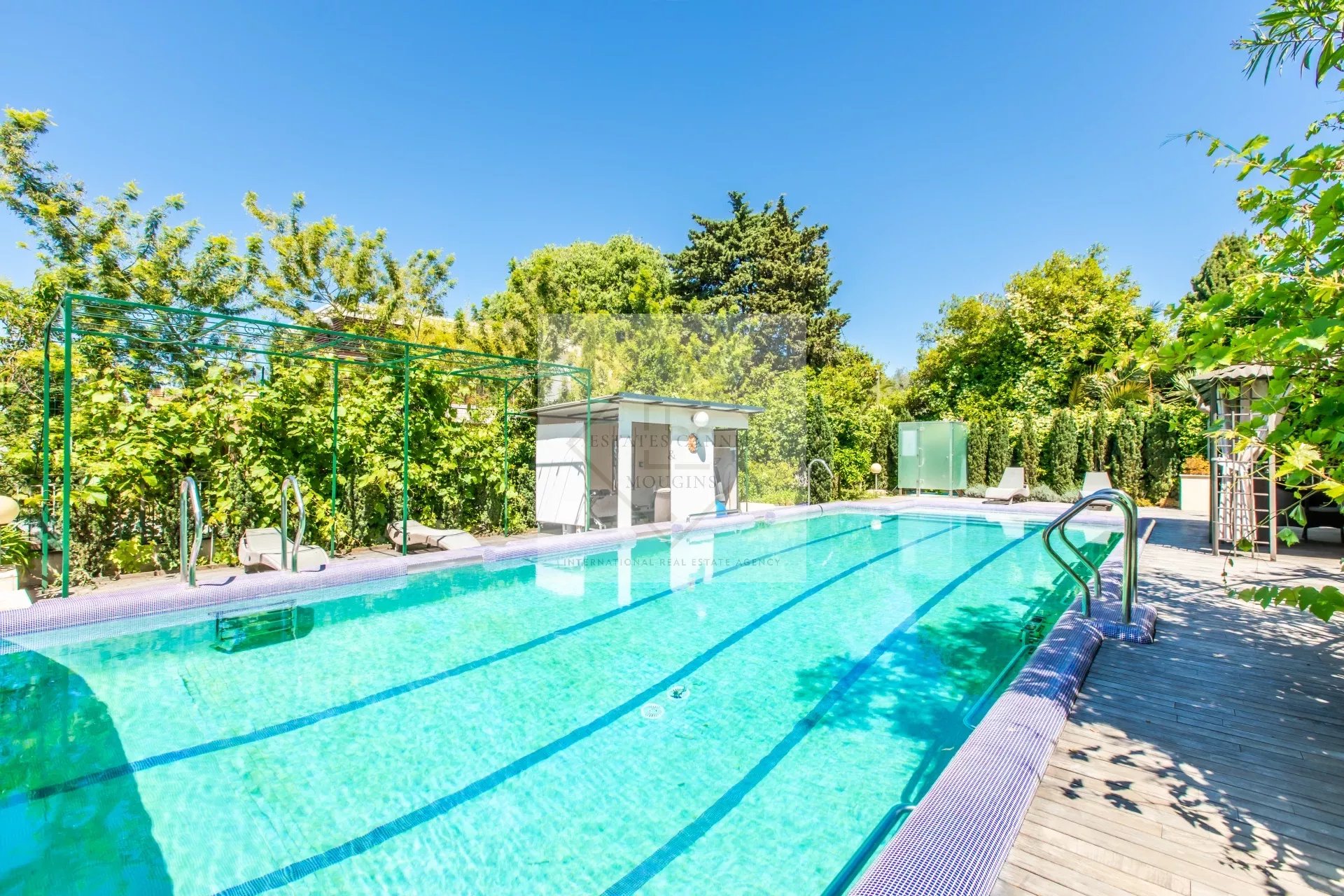 Villa de prestige au Cap d’Antibes – Domaine fermé, plage accessible à pied — фото 2