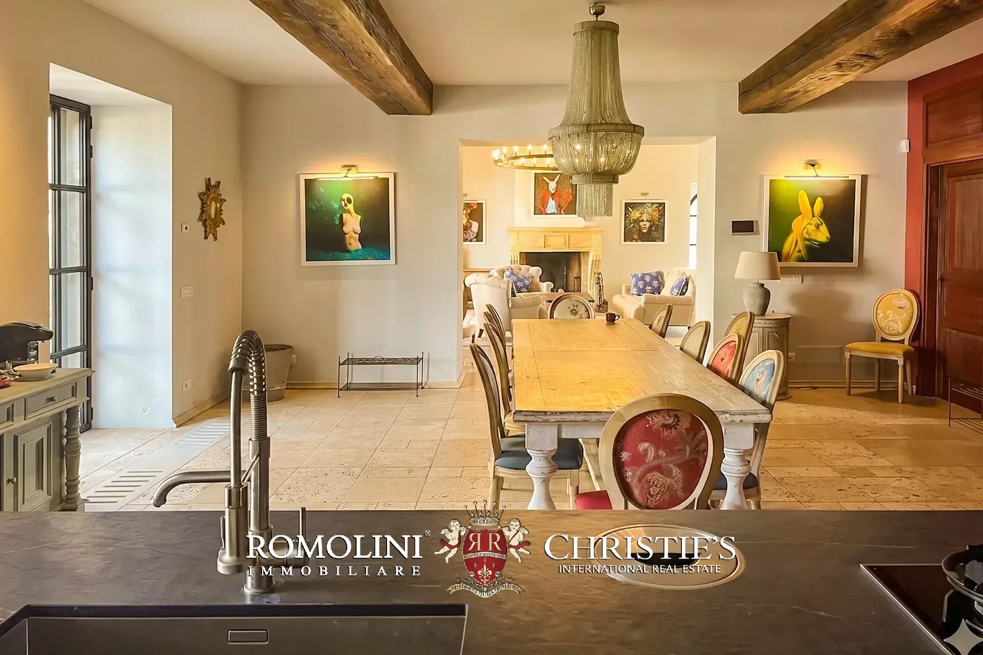 5 Bedroom Vineyard's Image 26