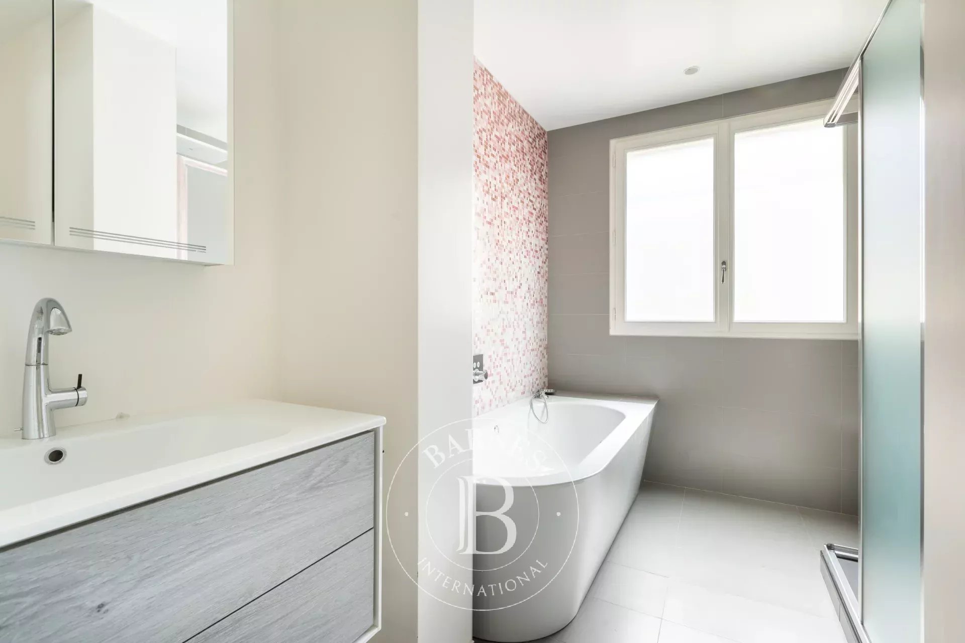 Daire Paris 17ème - picture 13