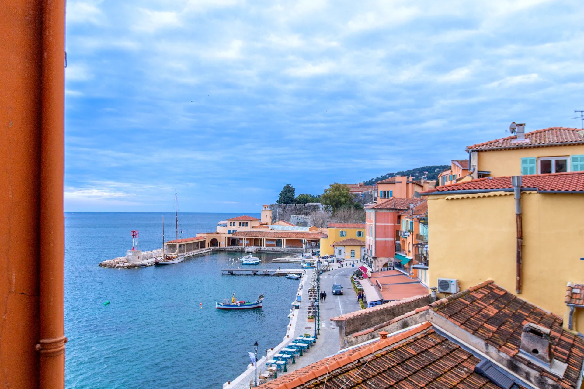 Villefranche sur Mer- Wunderschöne renovierte 3-Zimmerwohnung. Meer- und Hafenblick