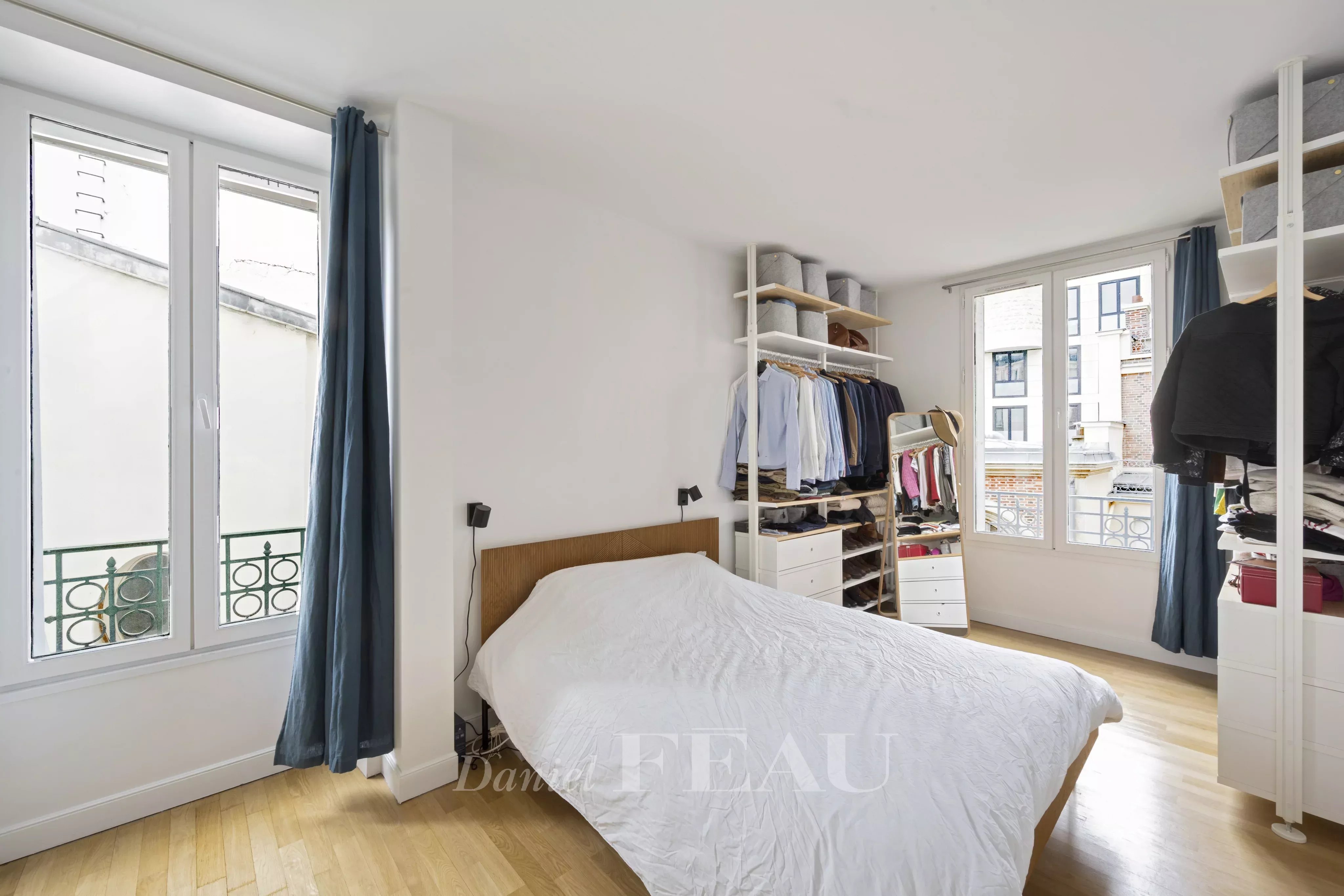 Sale Apartment Paris 7th