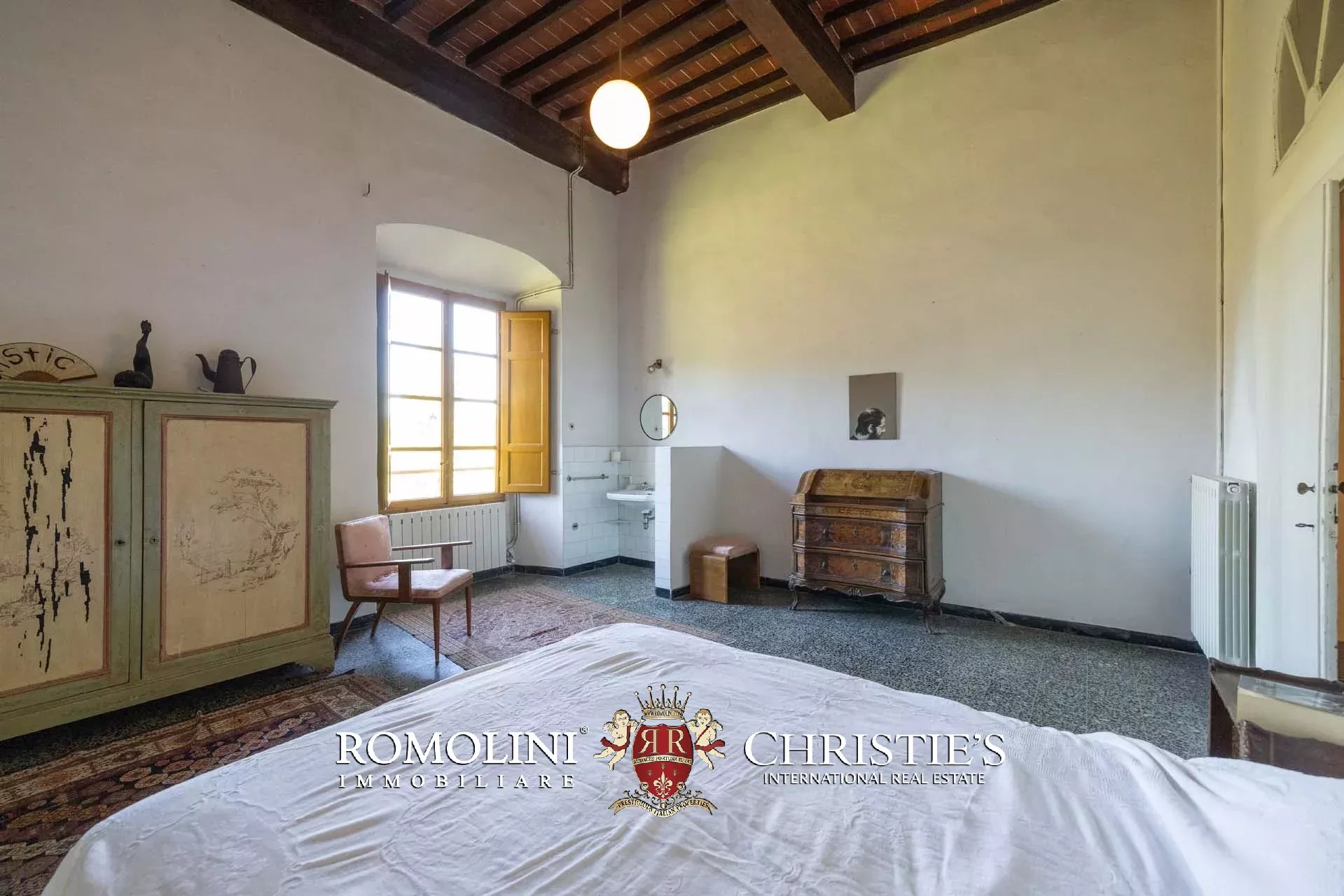 14 Bedroom Villa/Townhouse's Image 62