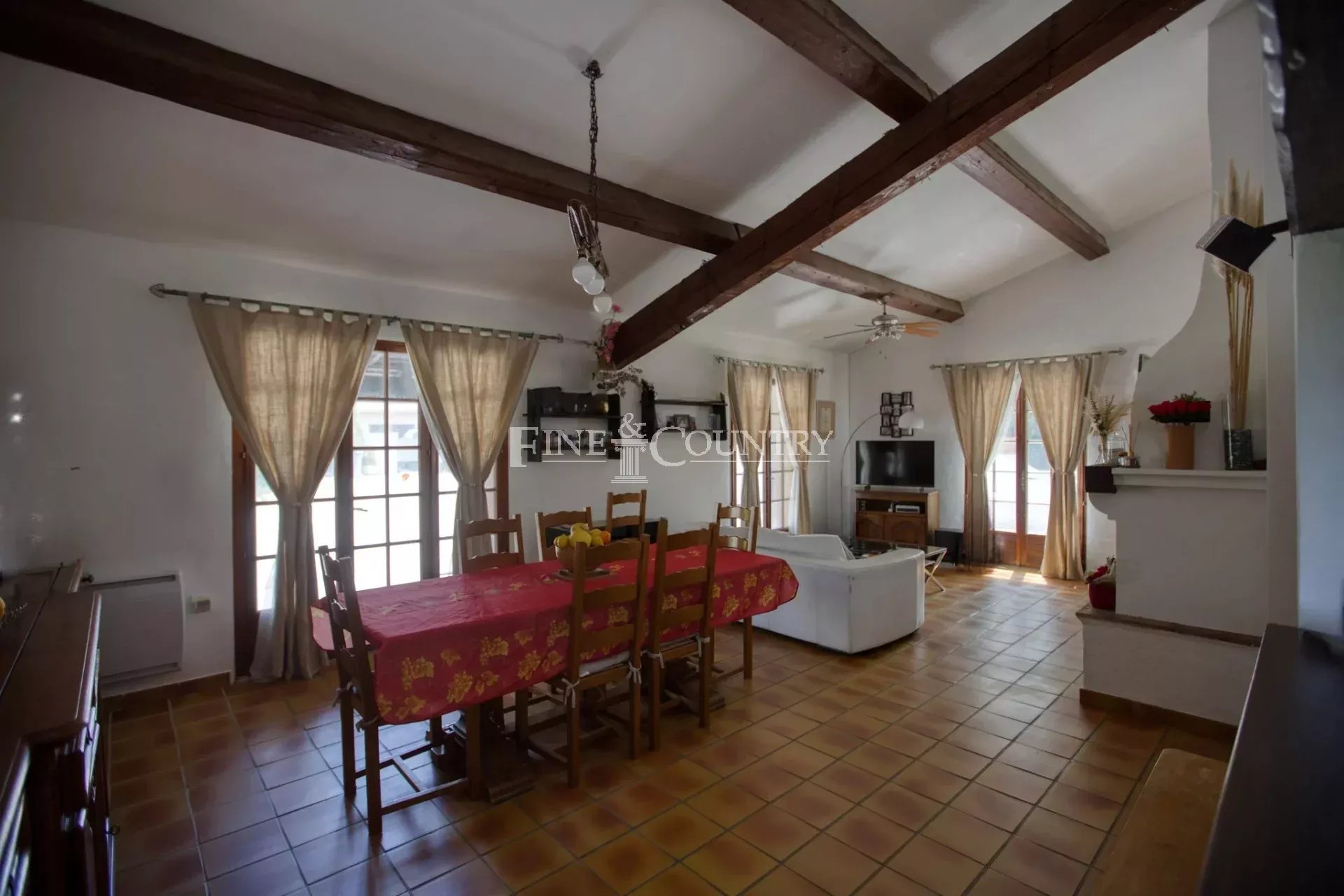 Photo of Villa for sale in Saint Jean de Cannes