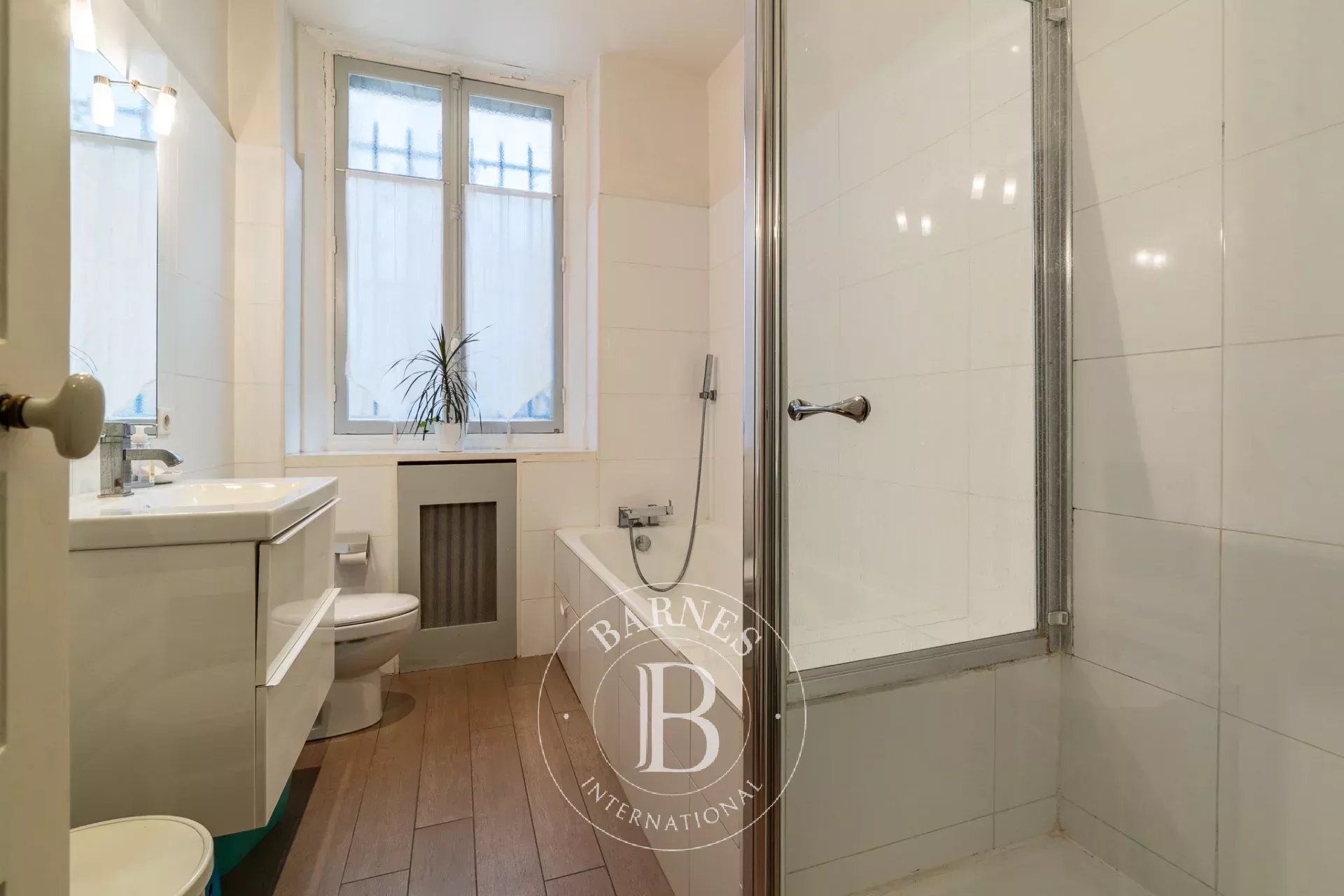 Daire Paris 16ème - picture 17