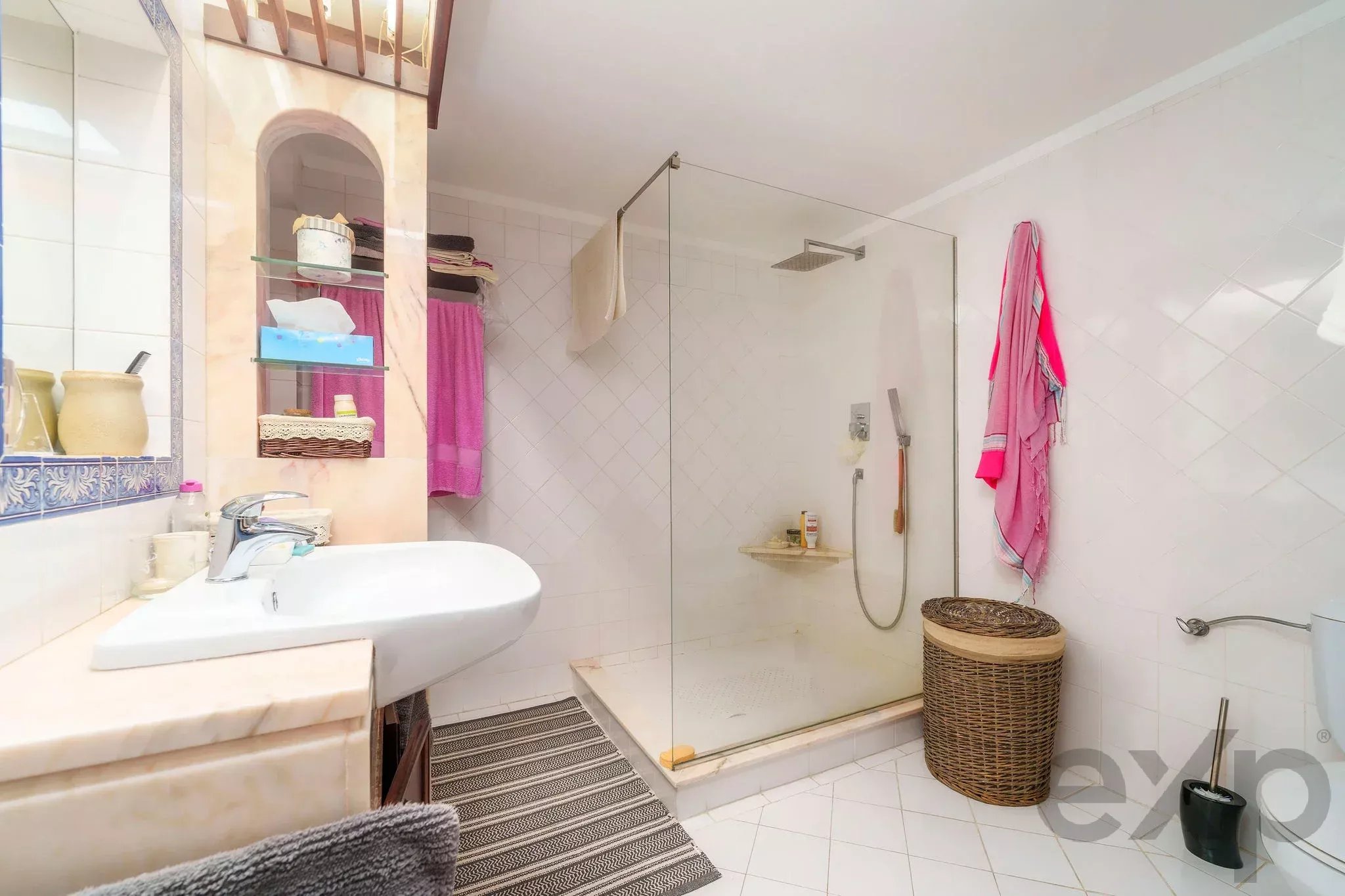 Exceptional hilltop villa with panoramic sea and countryside views 86991734 image 34