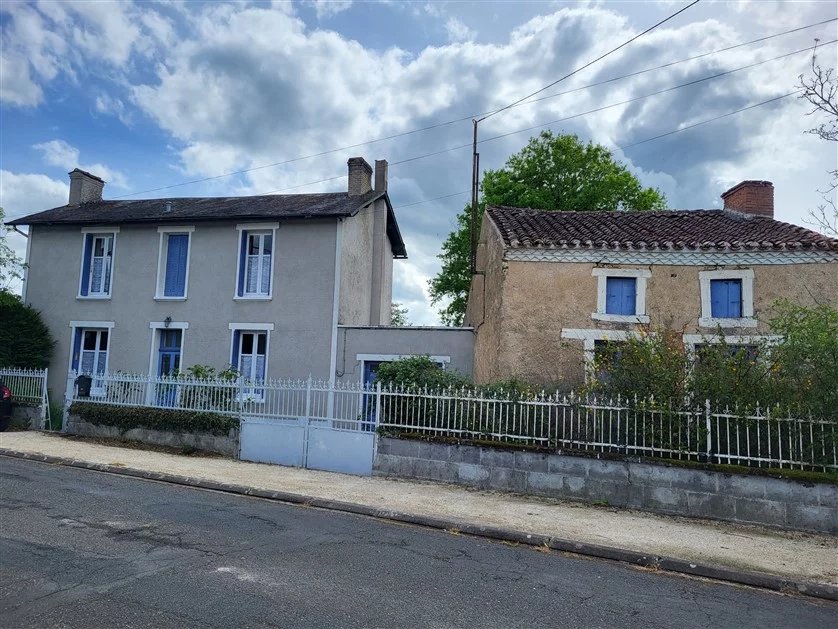 Vente 2 Maisons avec jardin et piscine dans la Vienne