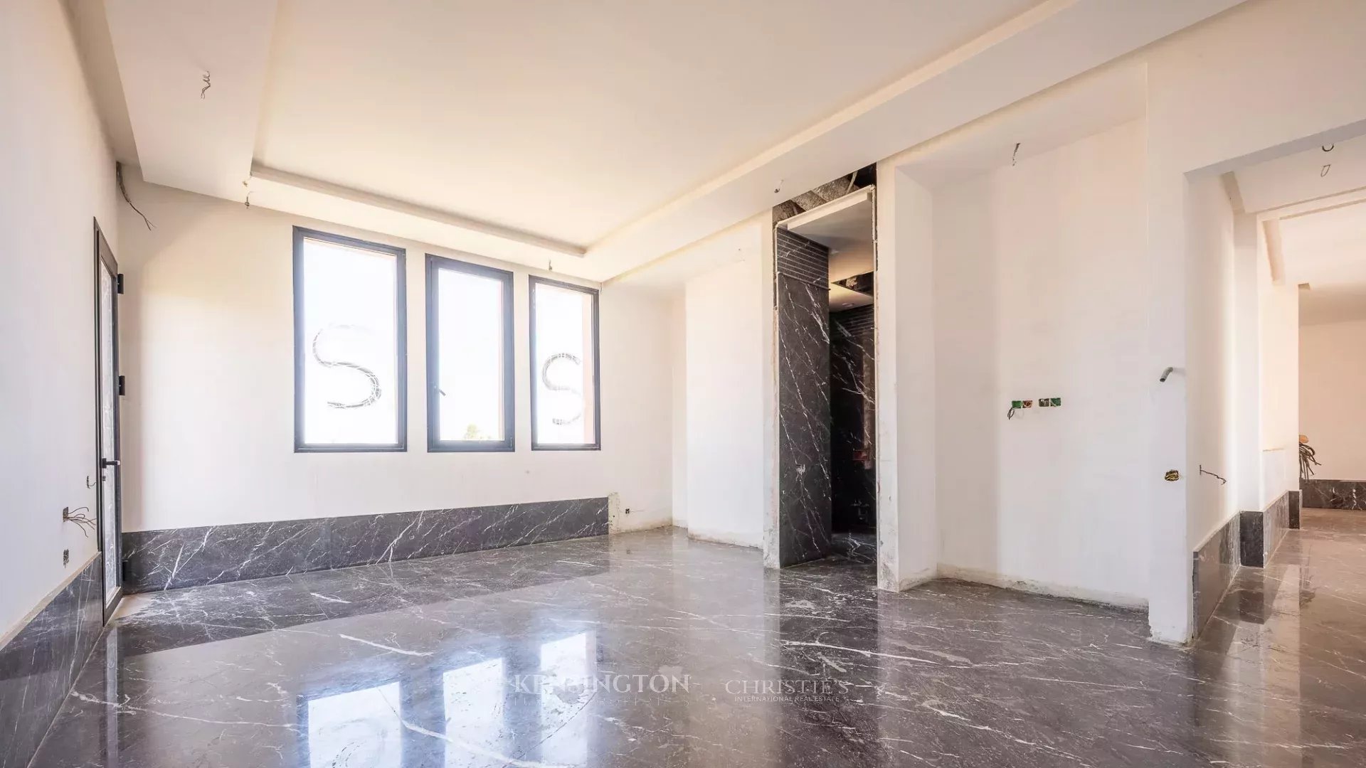5 Bedroom Villa/Townhouse's Image 22