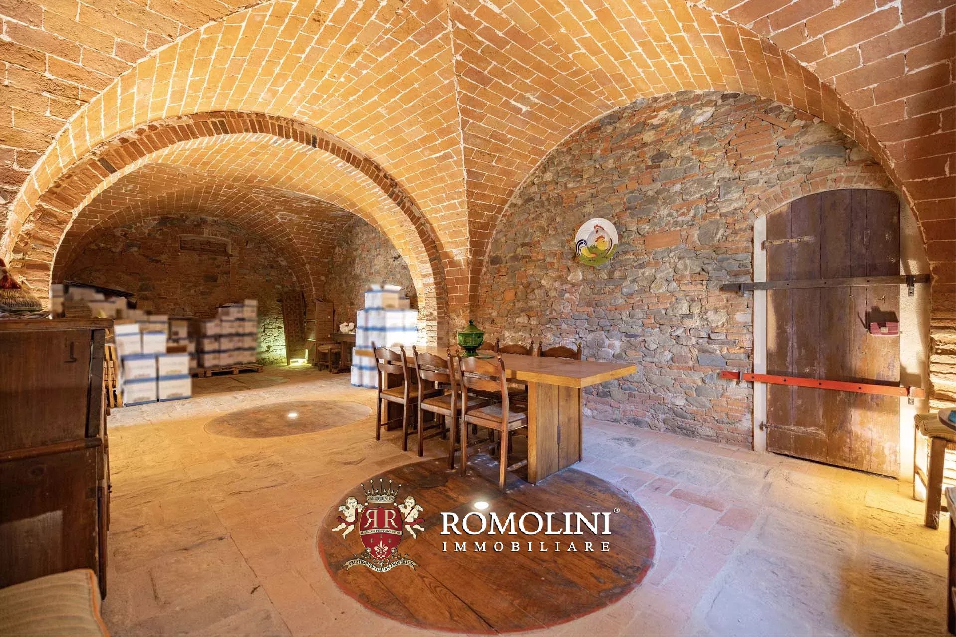 30 Bedroom Vineyard's Image 68