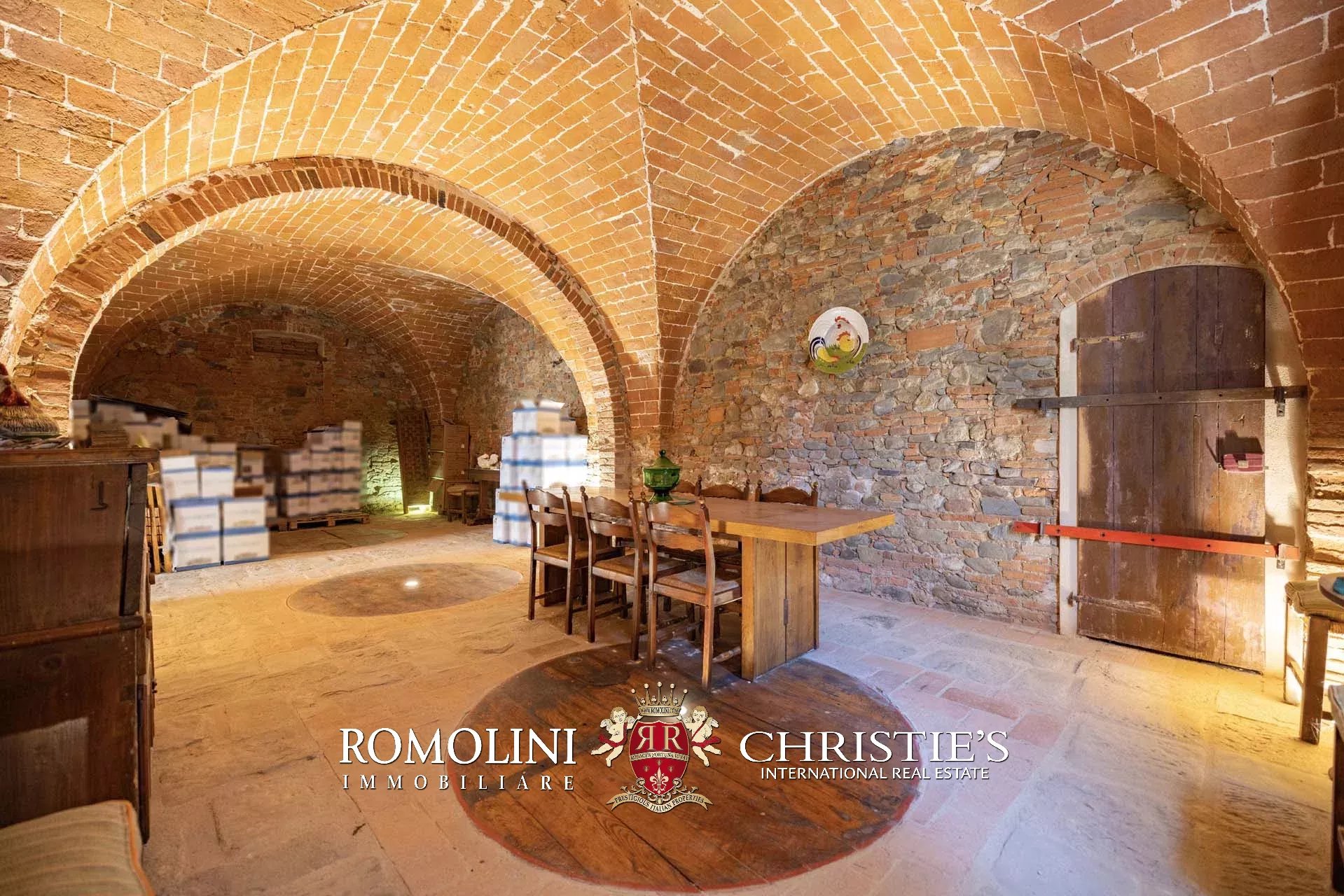 30 Bedroom Vineyard's Image 68