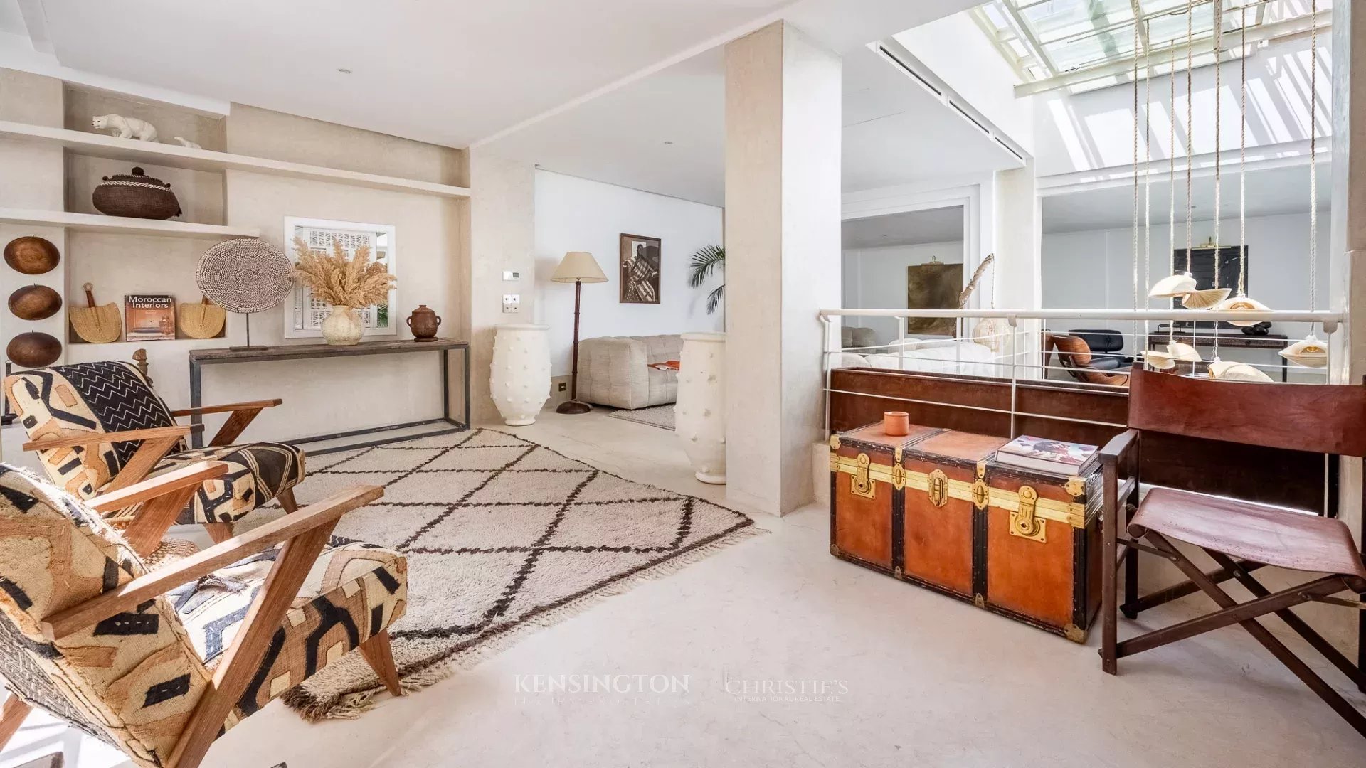 4 Bedroom Villa/Townhouse's Image 4