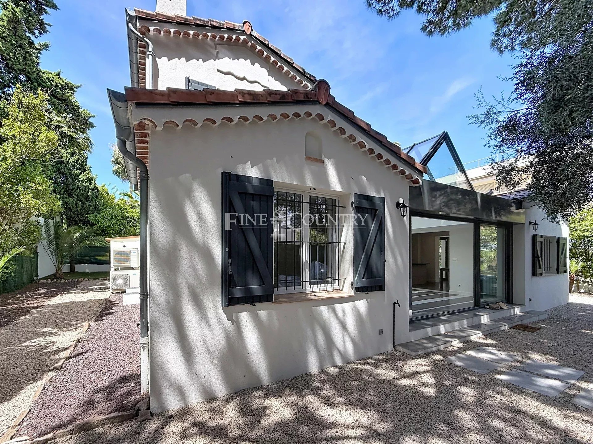 Photo of Villa for sale in Palm Beach, Cannes