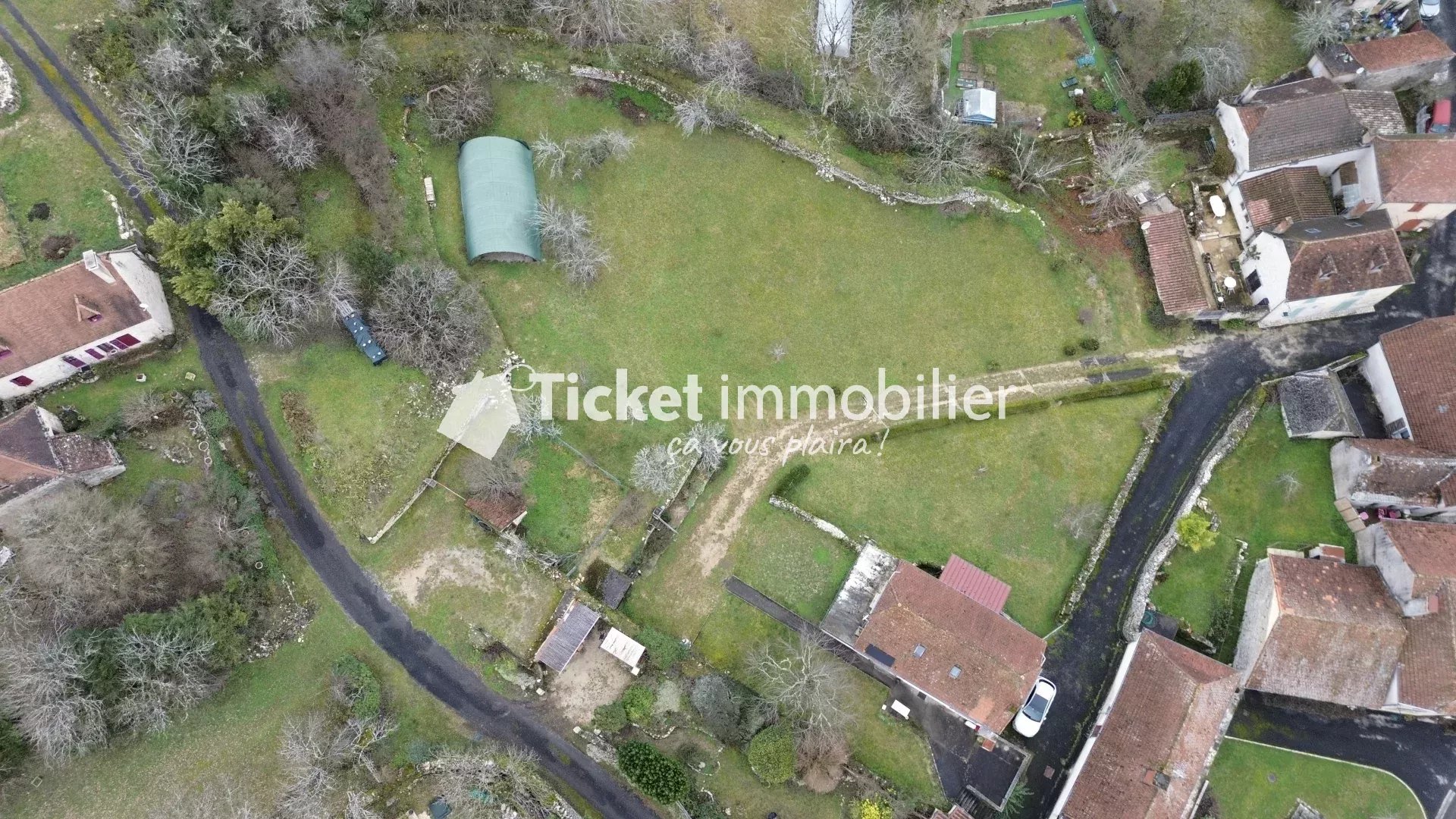 MAISON T4 90m2 AVEC GARAGE, CLIMATISATION, PANNEAU SOLAIRE, 2240m2 DE TERRAIN ETC ... — photo 2
