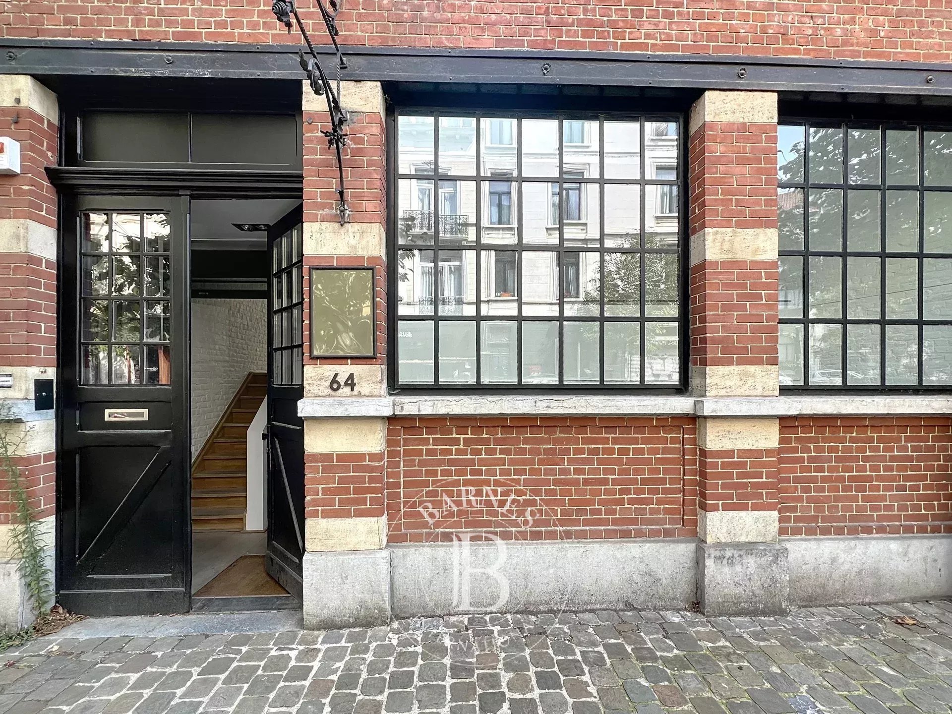 Place du Chatelain - Maison style loft à vendre