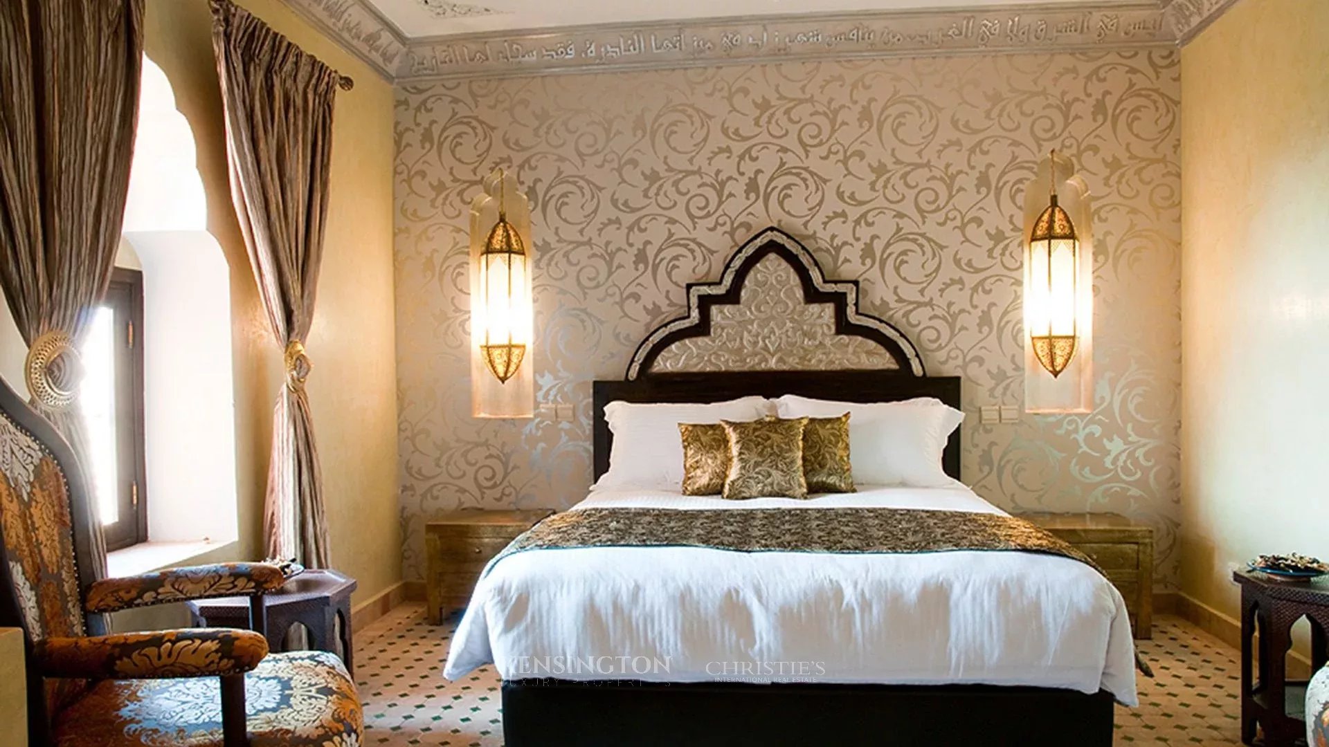 7 Bedroom Villa/Townhouse's Image 15