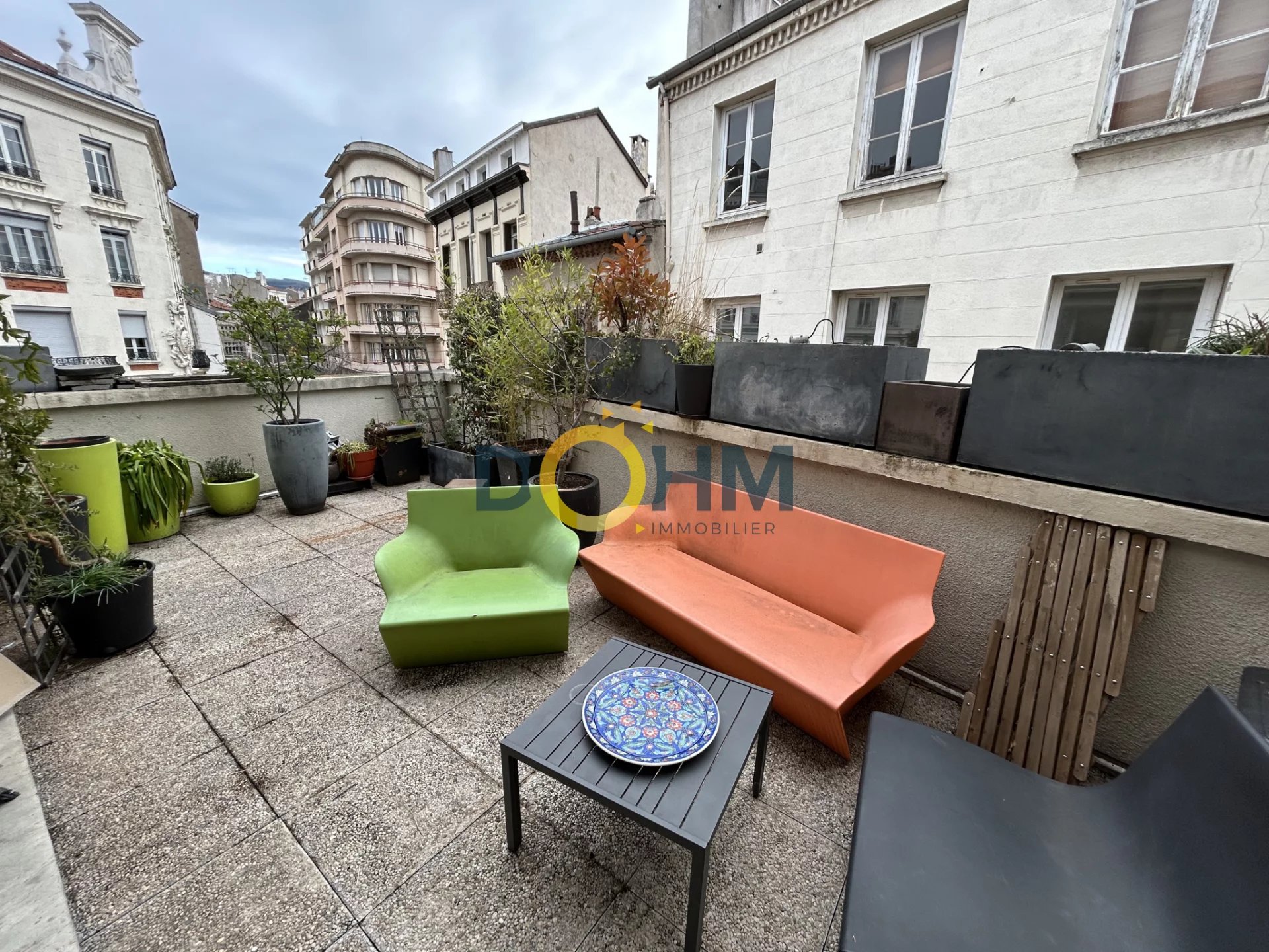 EXCLUSIVITE SAINT ETIENNE  HYPER CENTRE  ANGLE RUE MICHELET