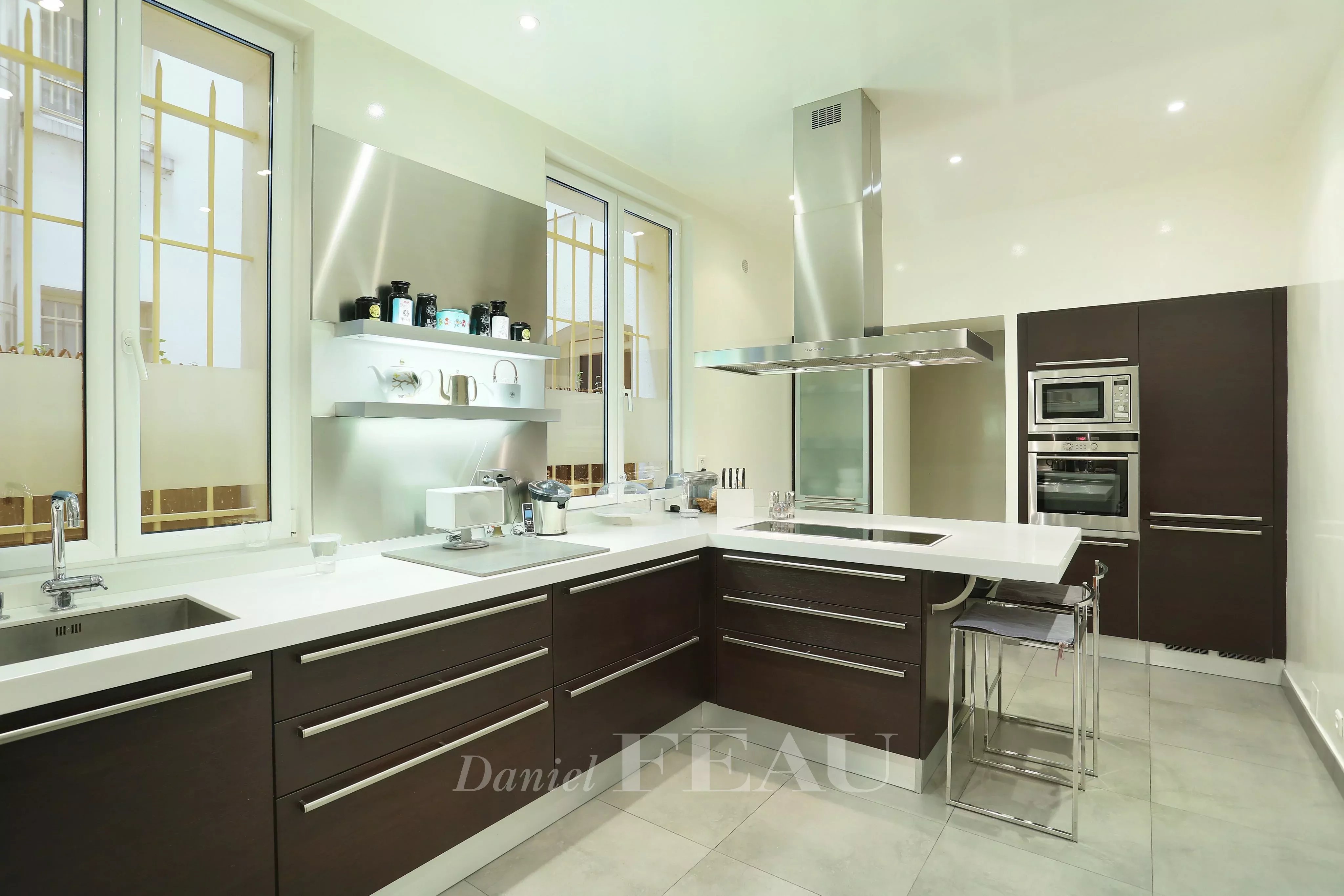 Rental Apartment Neuilly-sur-Seine