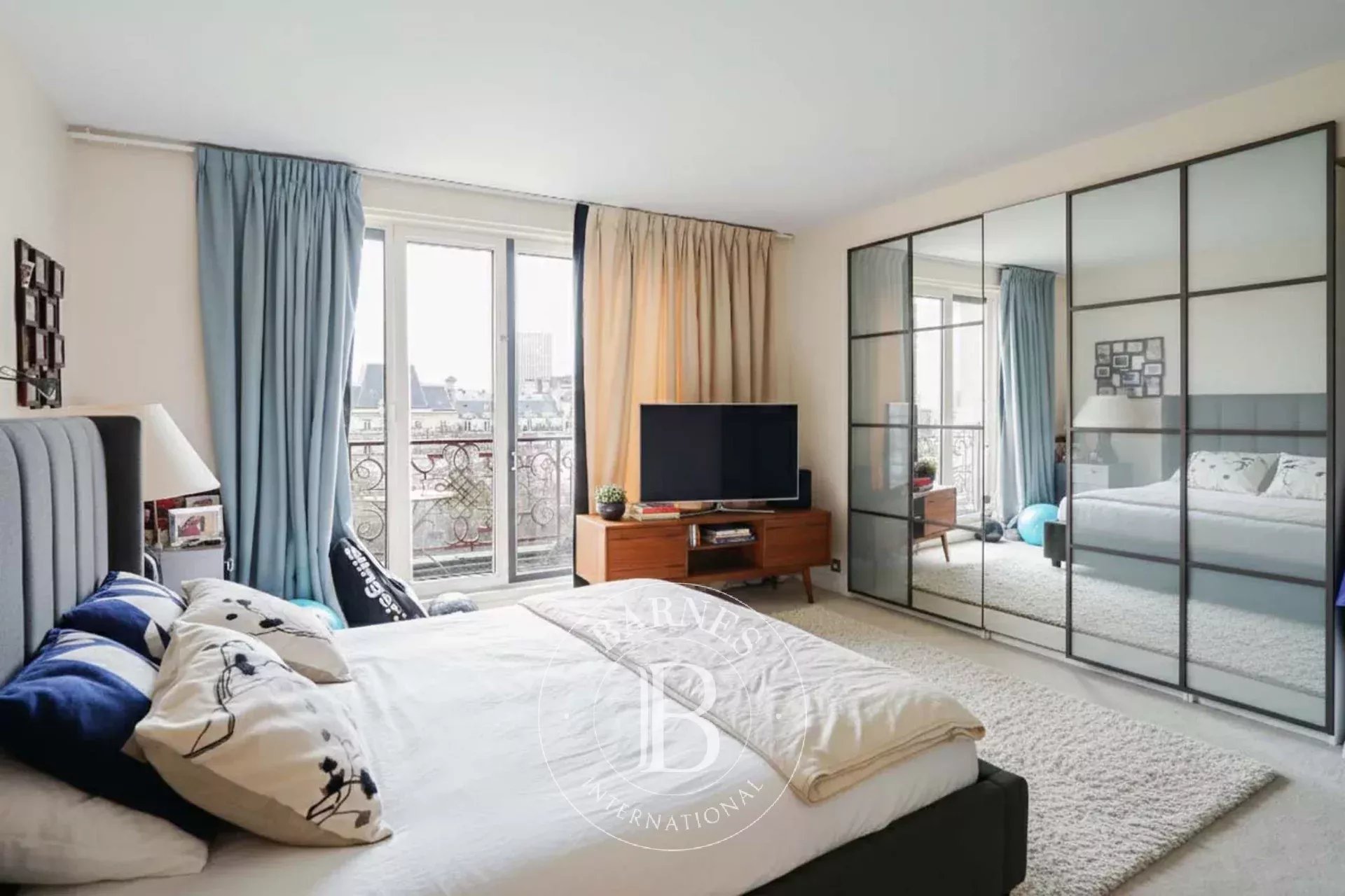 Paris  - Apartment 3 Bedrooms - picture 10