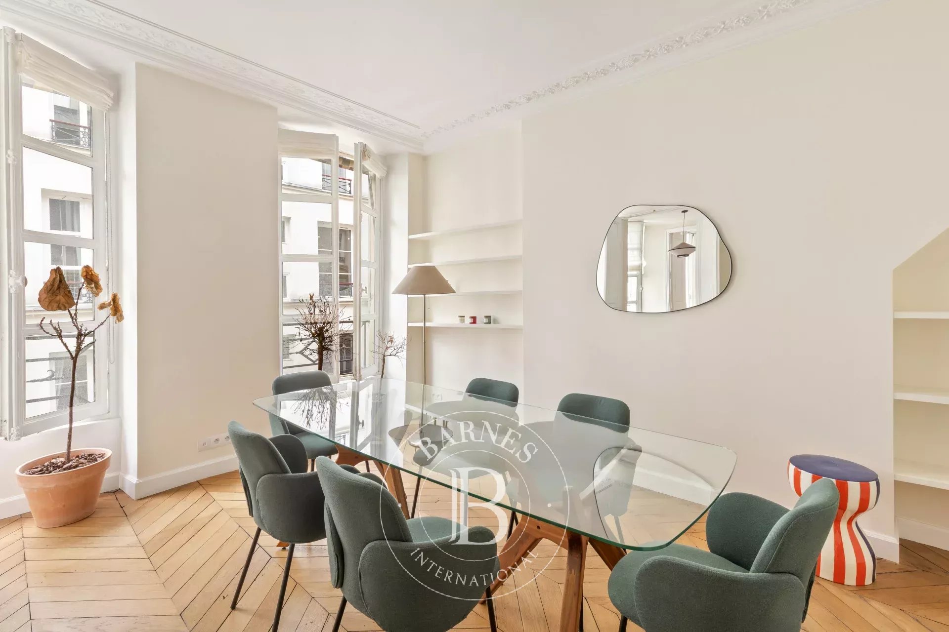 Paris  - Appartement 4 Pi&egrave;ces 2 Chambres - picture 4