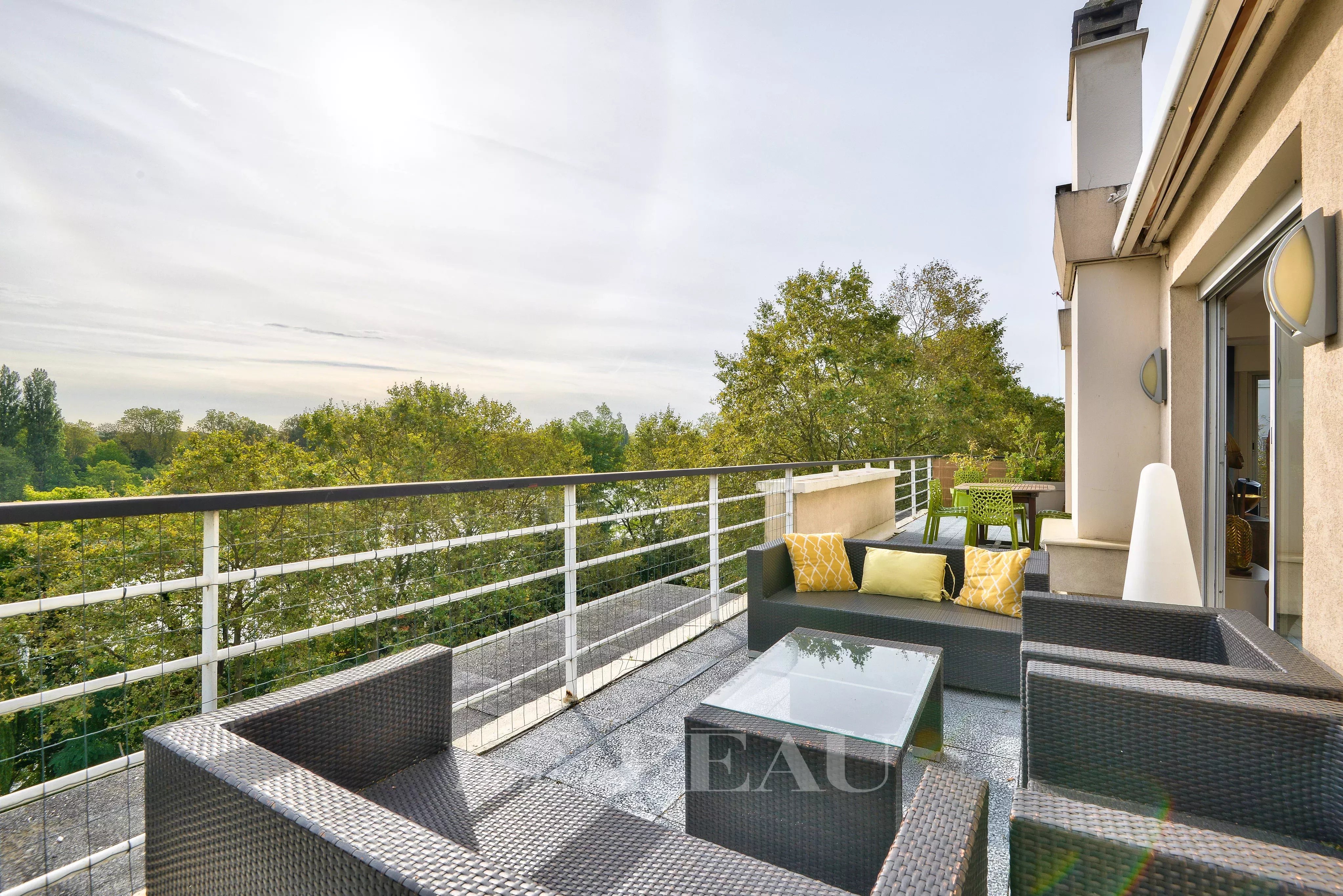 Sale Apartment Saint-Cloud