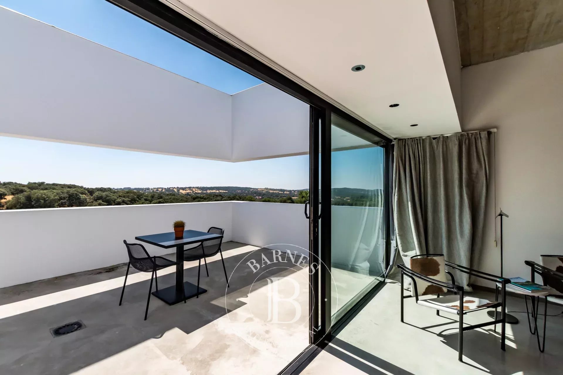 Vues panoramiques et intimité à Arraiolos