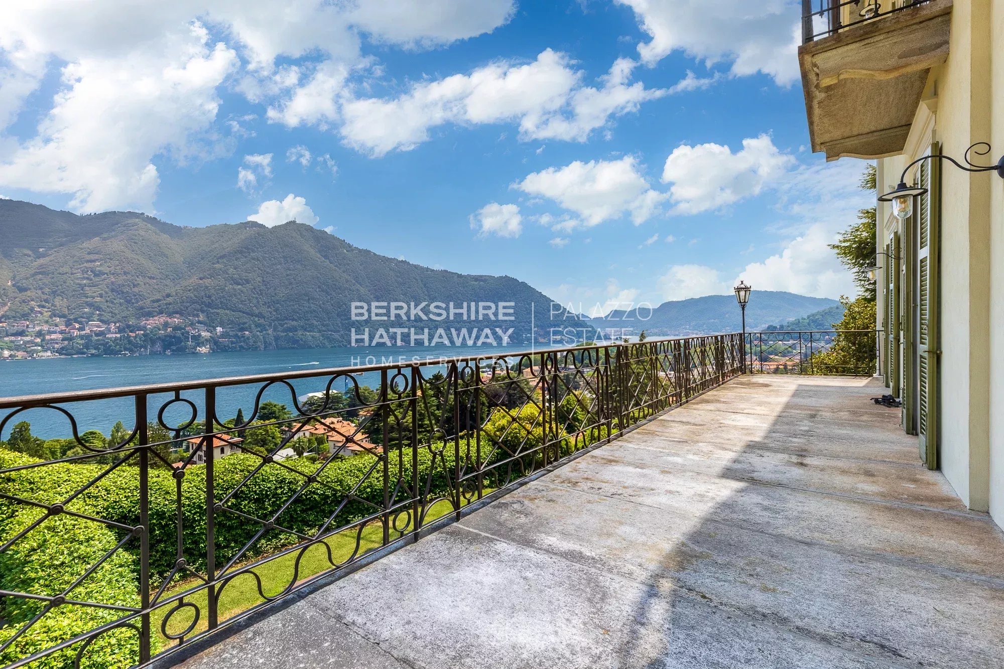 Elegante Dimora Liberty di Rappresentanza con Vista su Villa d’Este a Cernobbio, Lago di Como