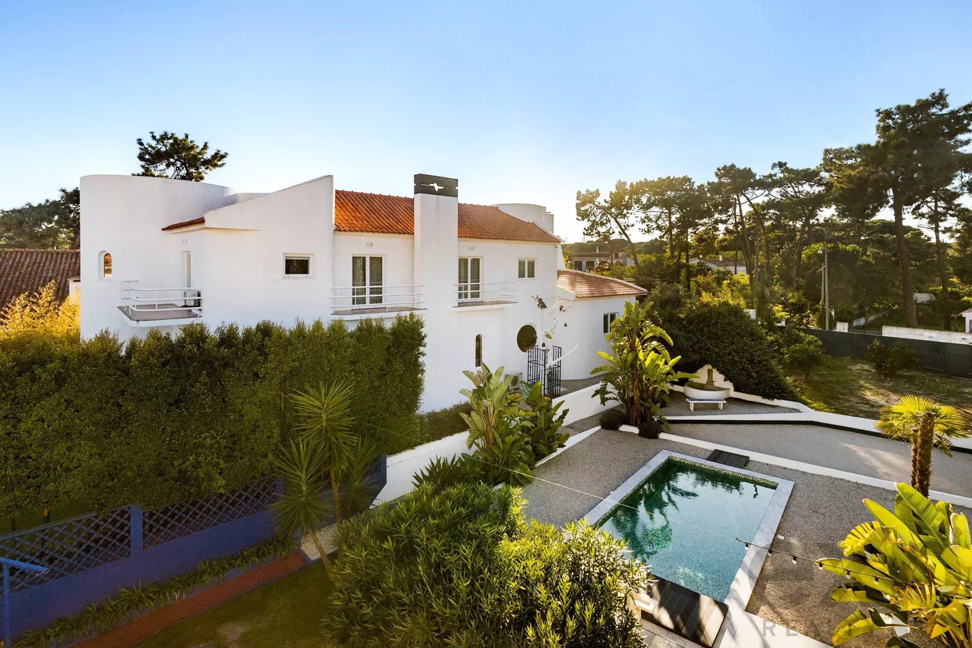 T5 villa with heated pool