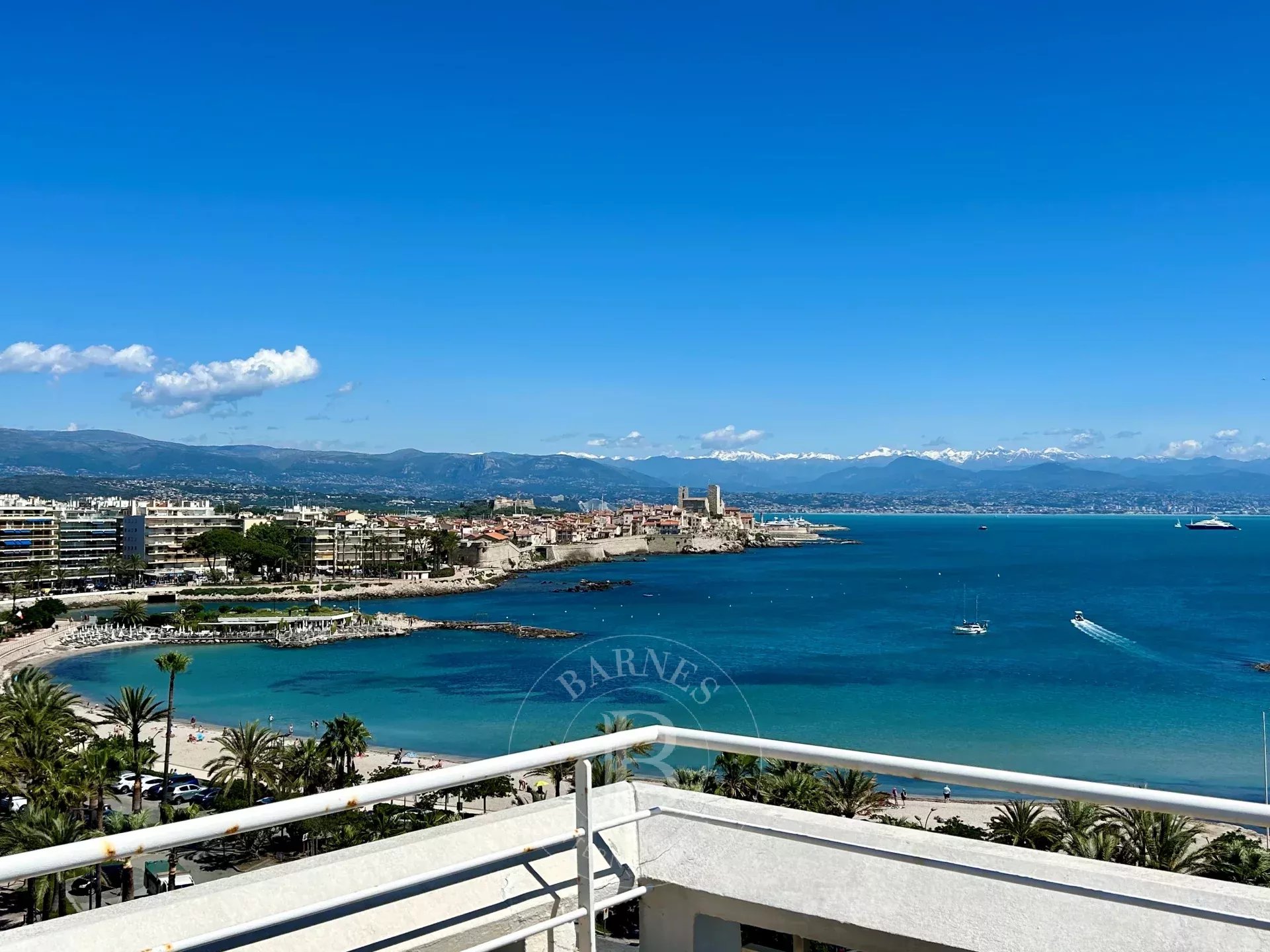 CAP D'ANTIBES - PENTHOUSE- PANORAMIC SEA VIEW