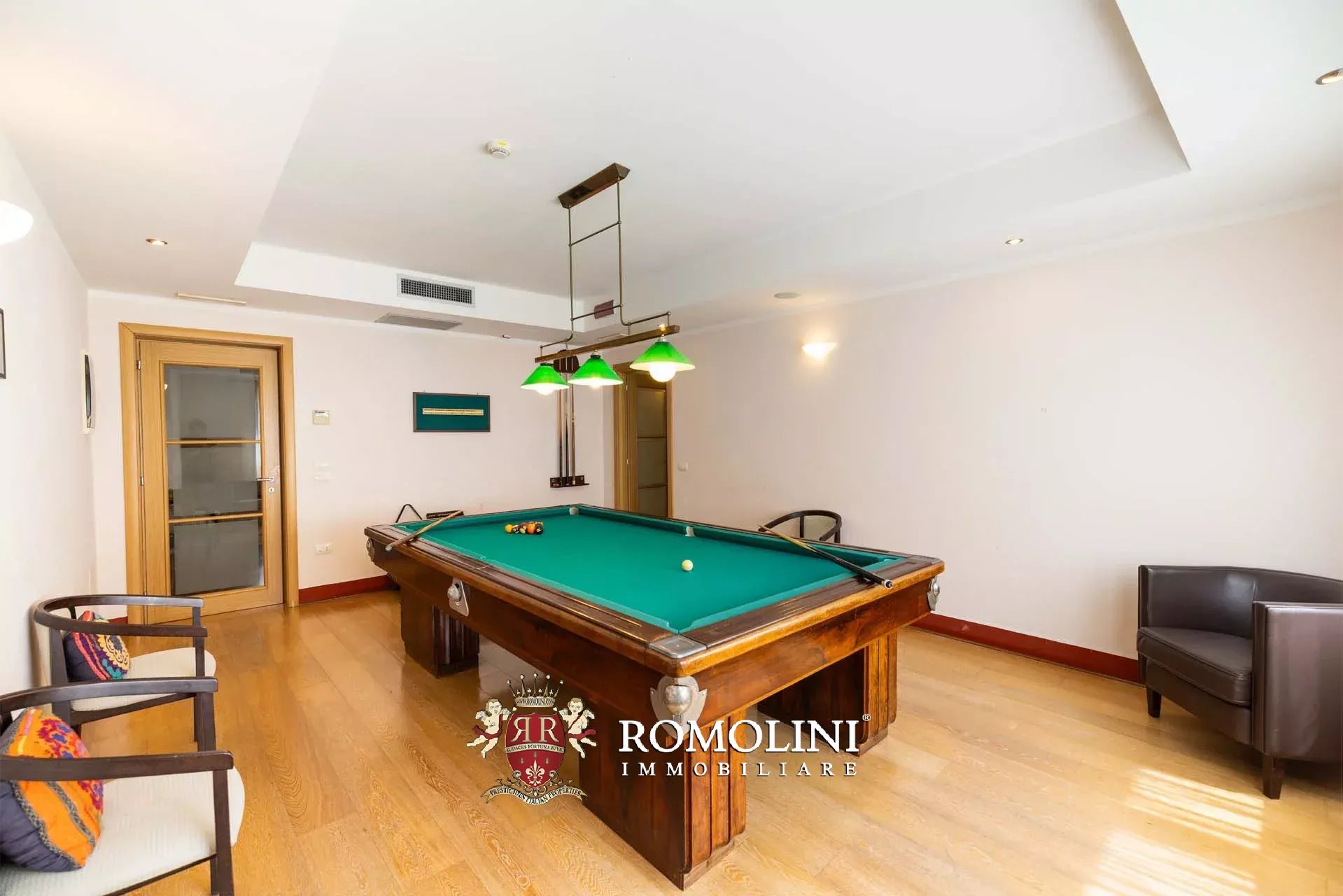 44 Bedroom Villa/Townhouse's Image 38