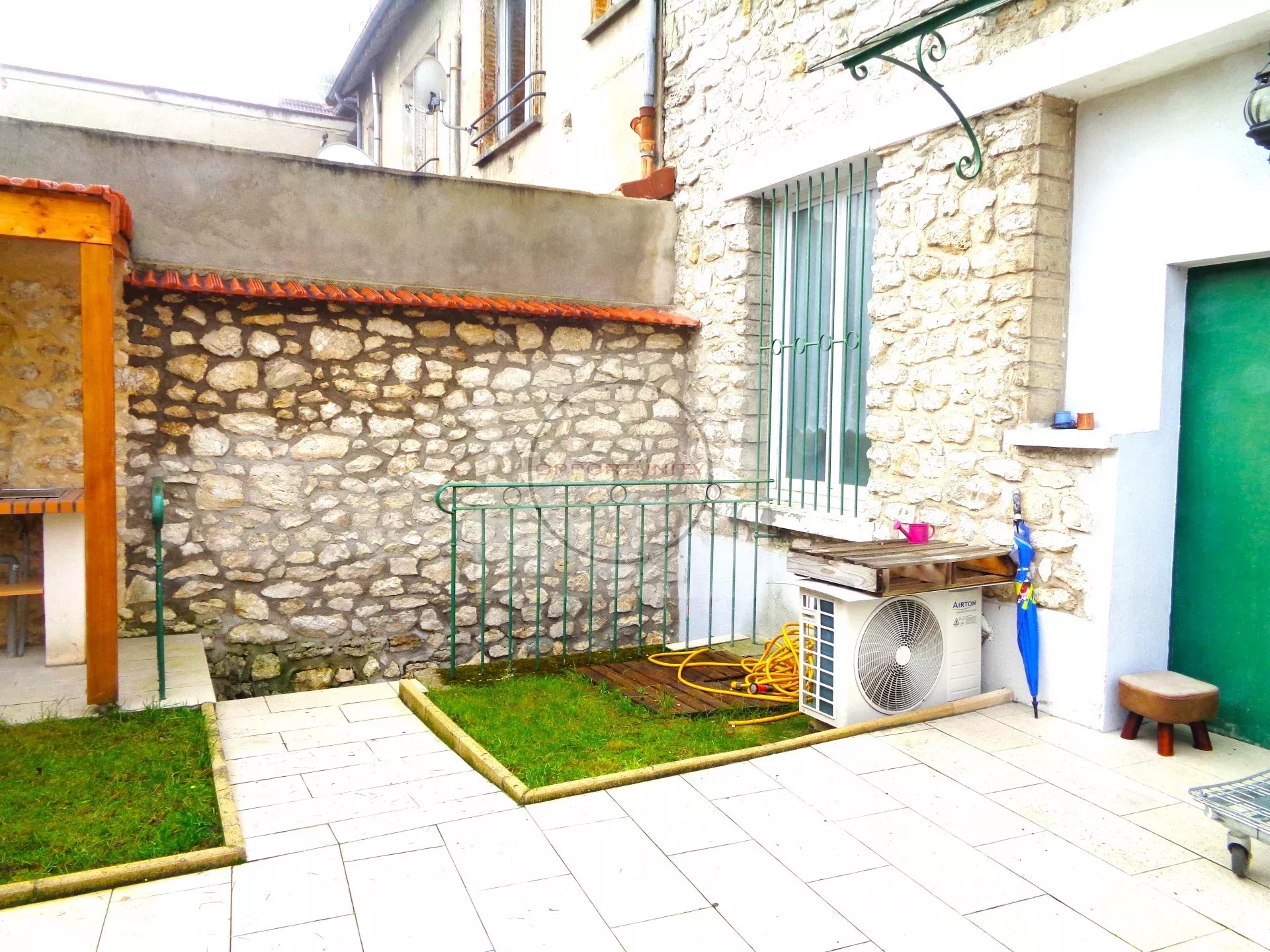 Immeuble á Champagne sur Seine — photo 4