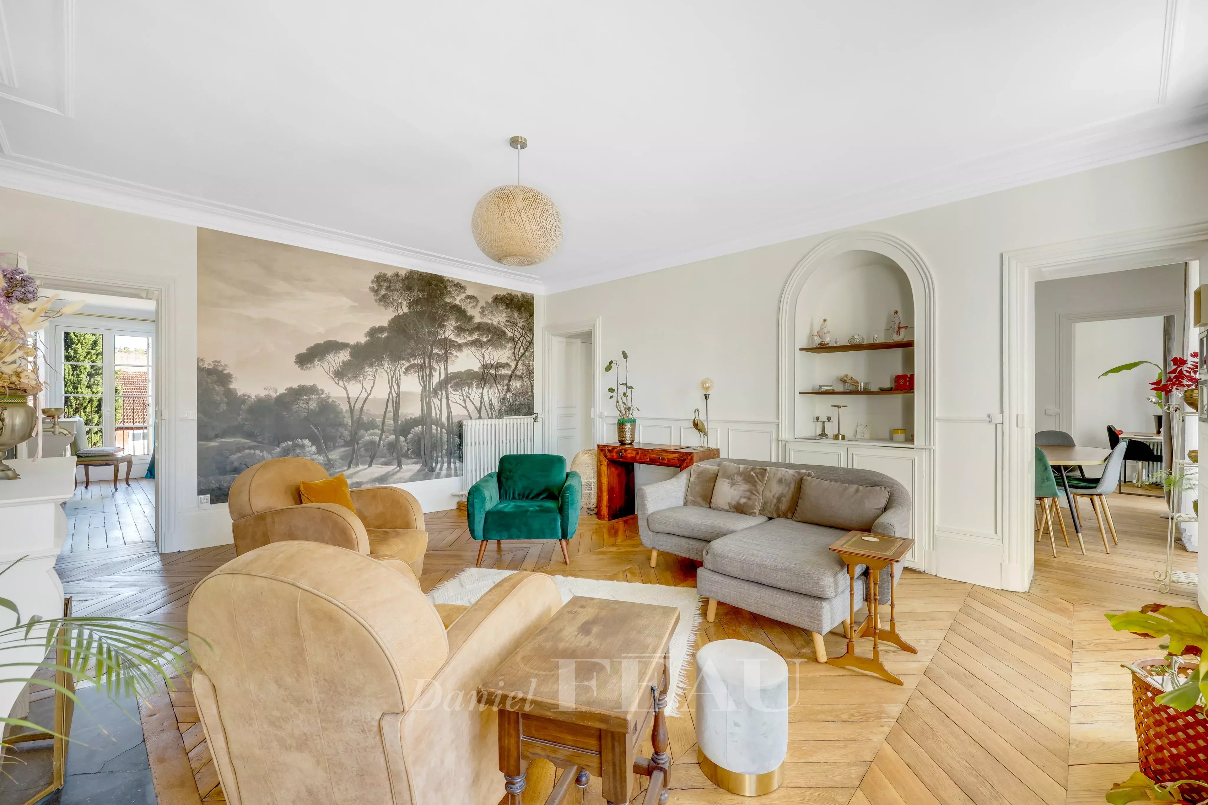 Versailles – A renovated 3-bed apartment