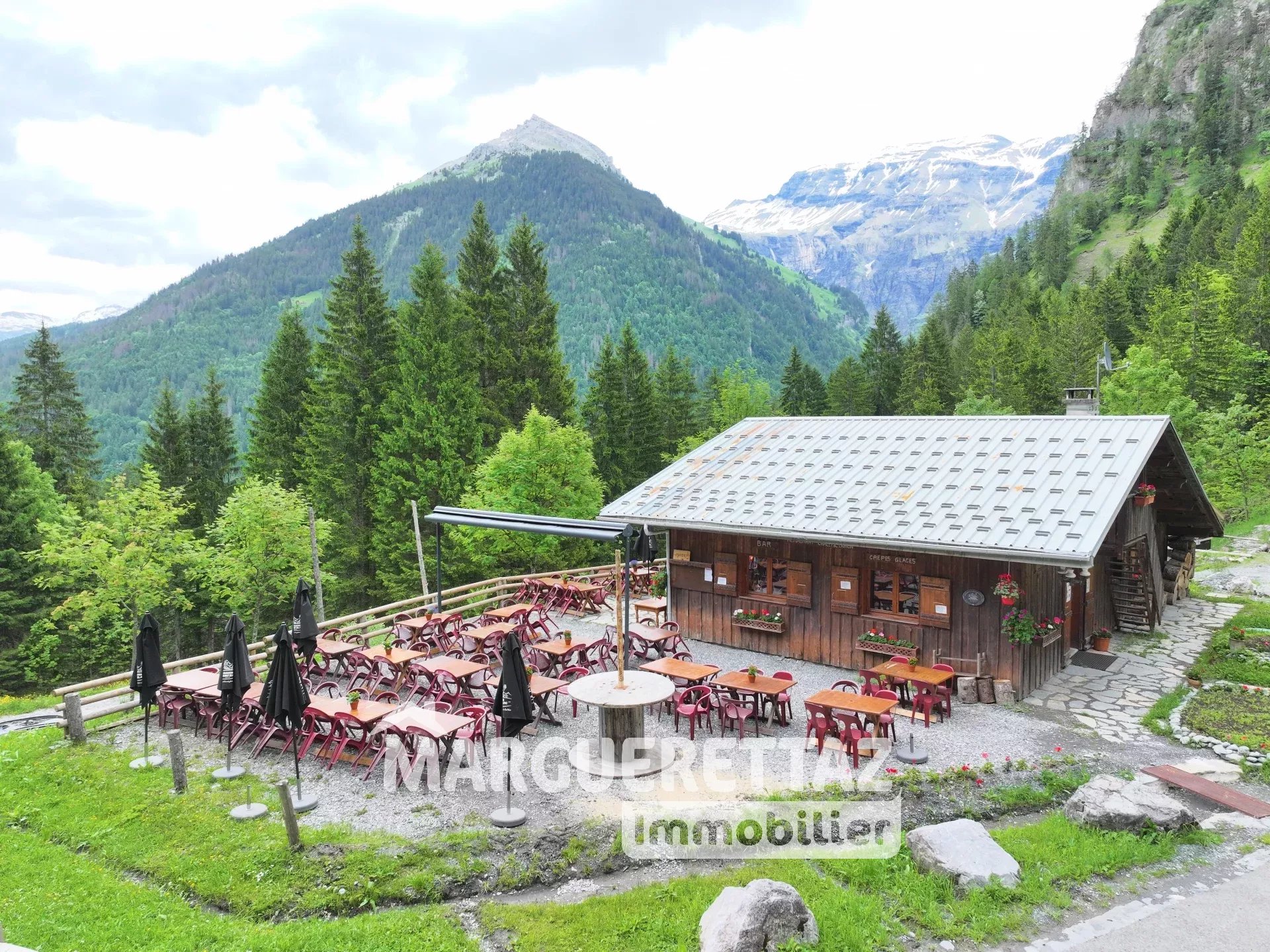Vente Local et fonds de commerce Sixt-Fer-à-Cheval