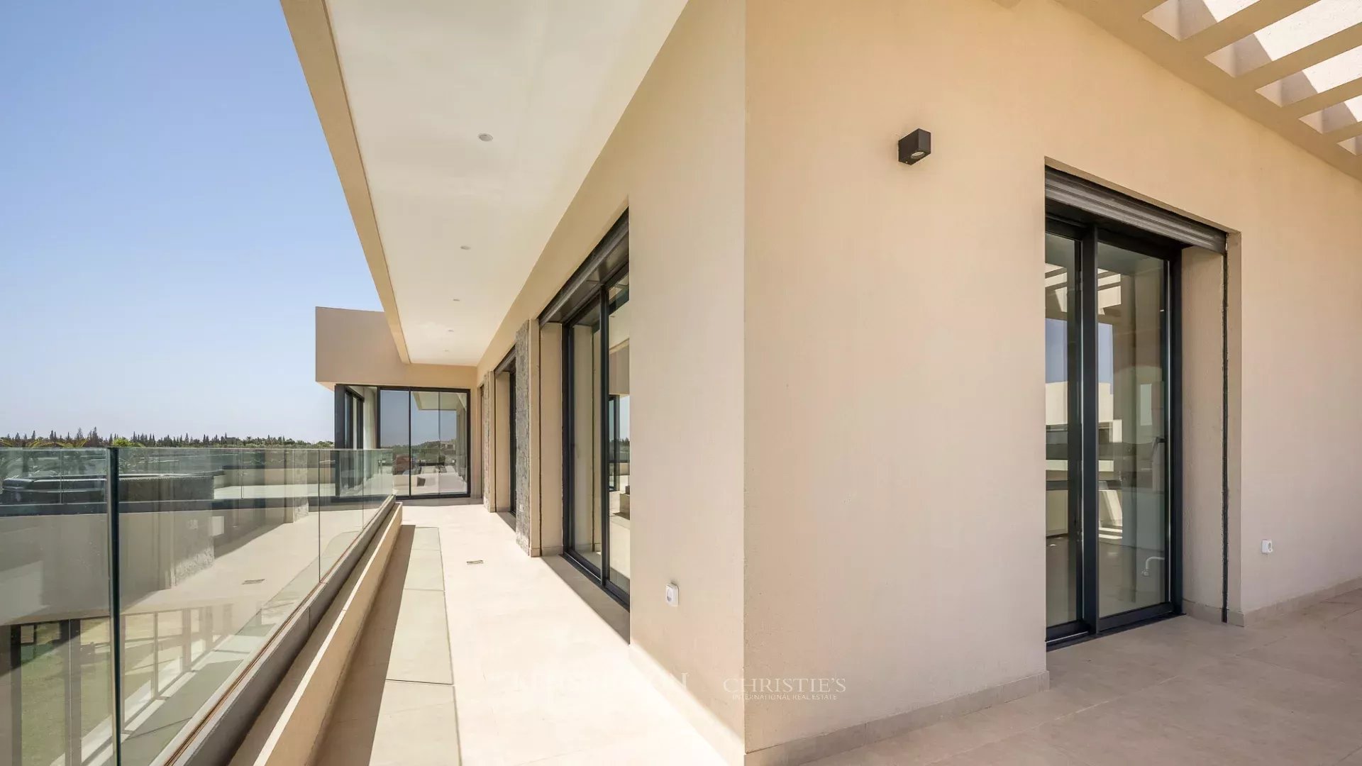 5 Bedroom Villa/Townhouse's Image 30