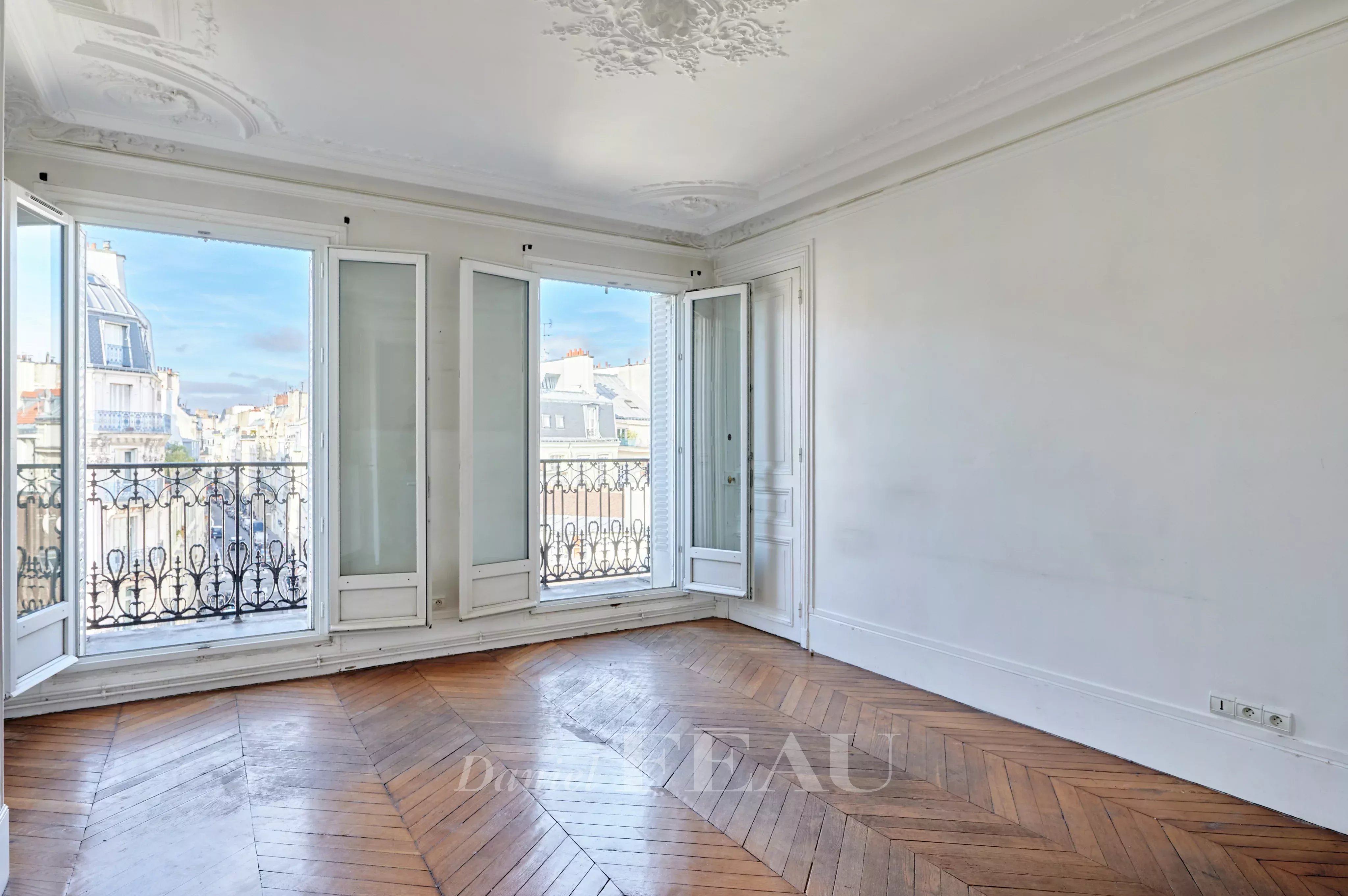Sale Apartment Paris 6th