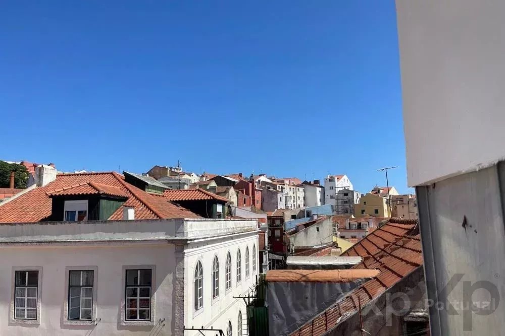 Furnished 2-bedroom apartment in downtown Lisbon 85507002 image 17