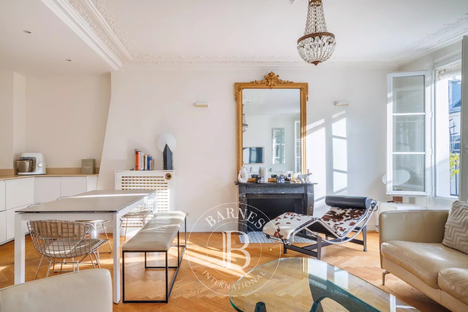 Daire Paris 3ème - picture 5