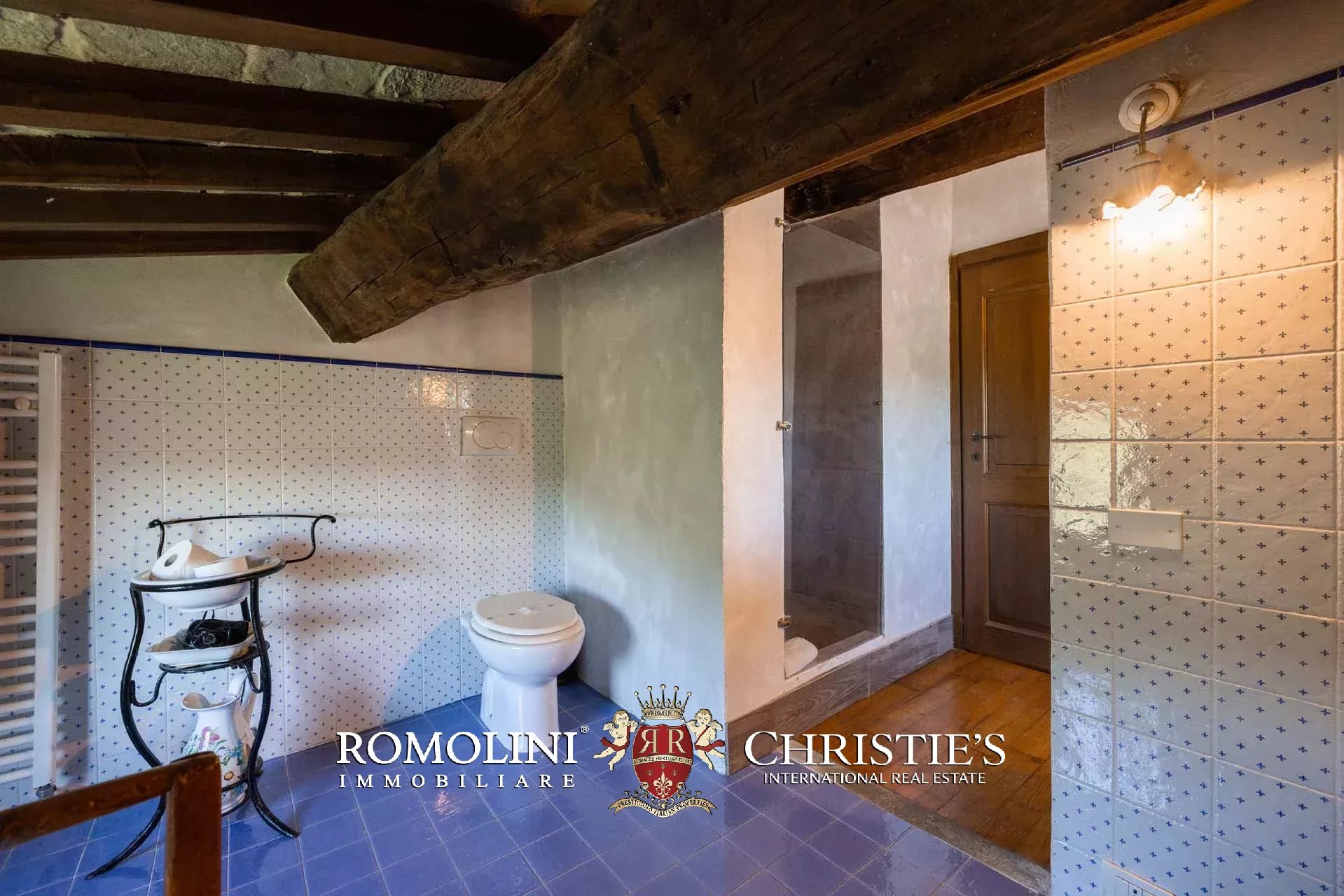 10 Bedroom Chateau's Image 42