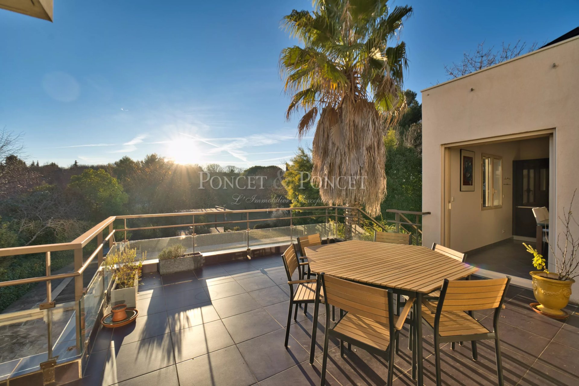 5 Bedroom Villa/Townhouse's Image 5