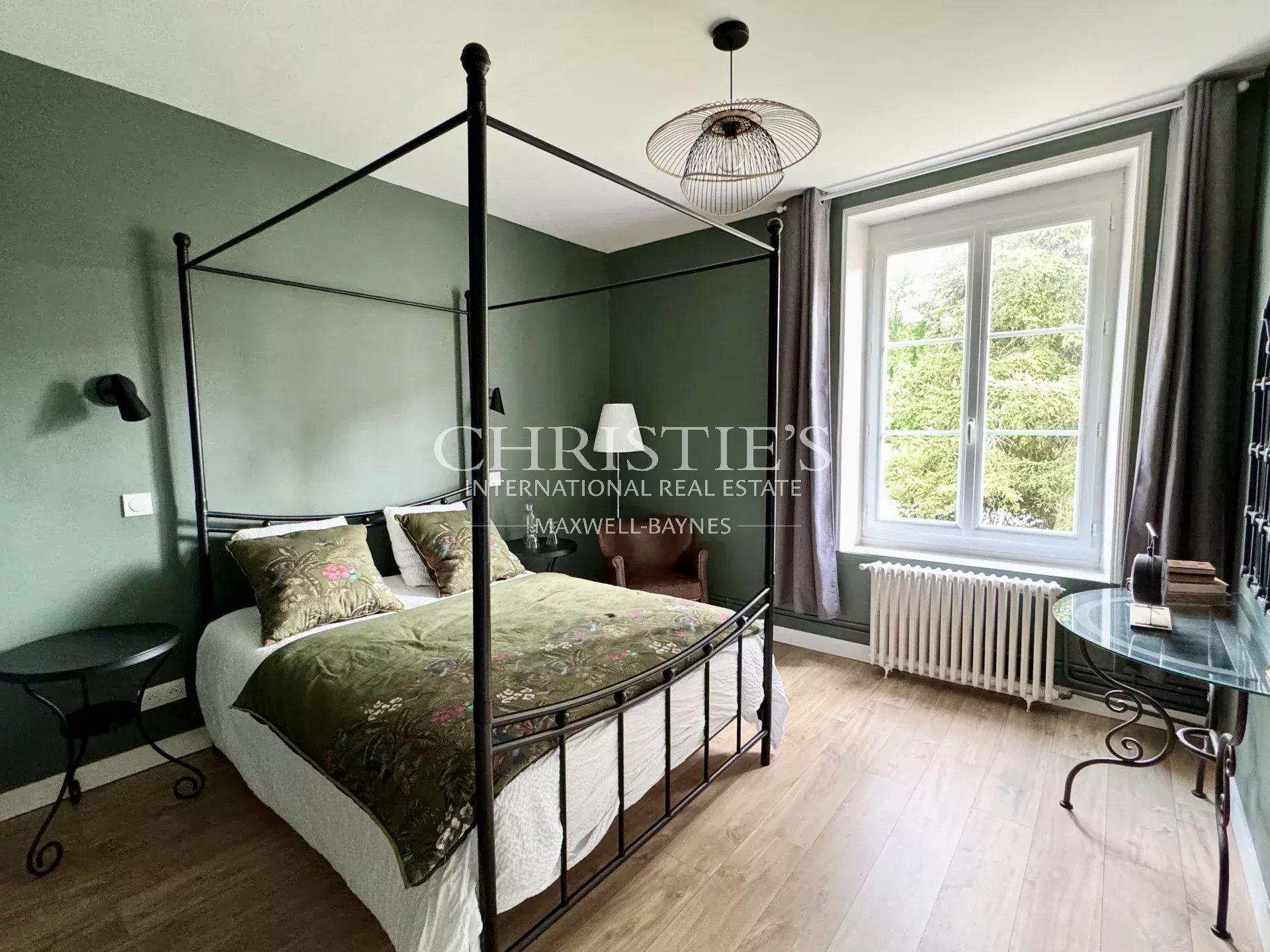 16 Bedroom Chateau's Image 31