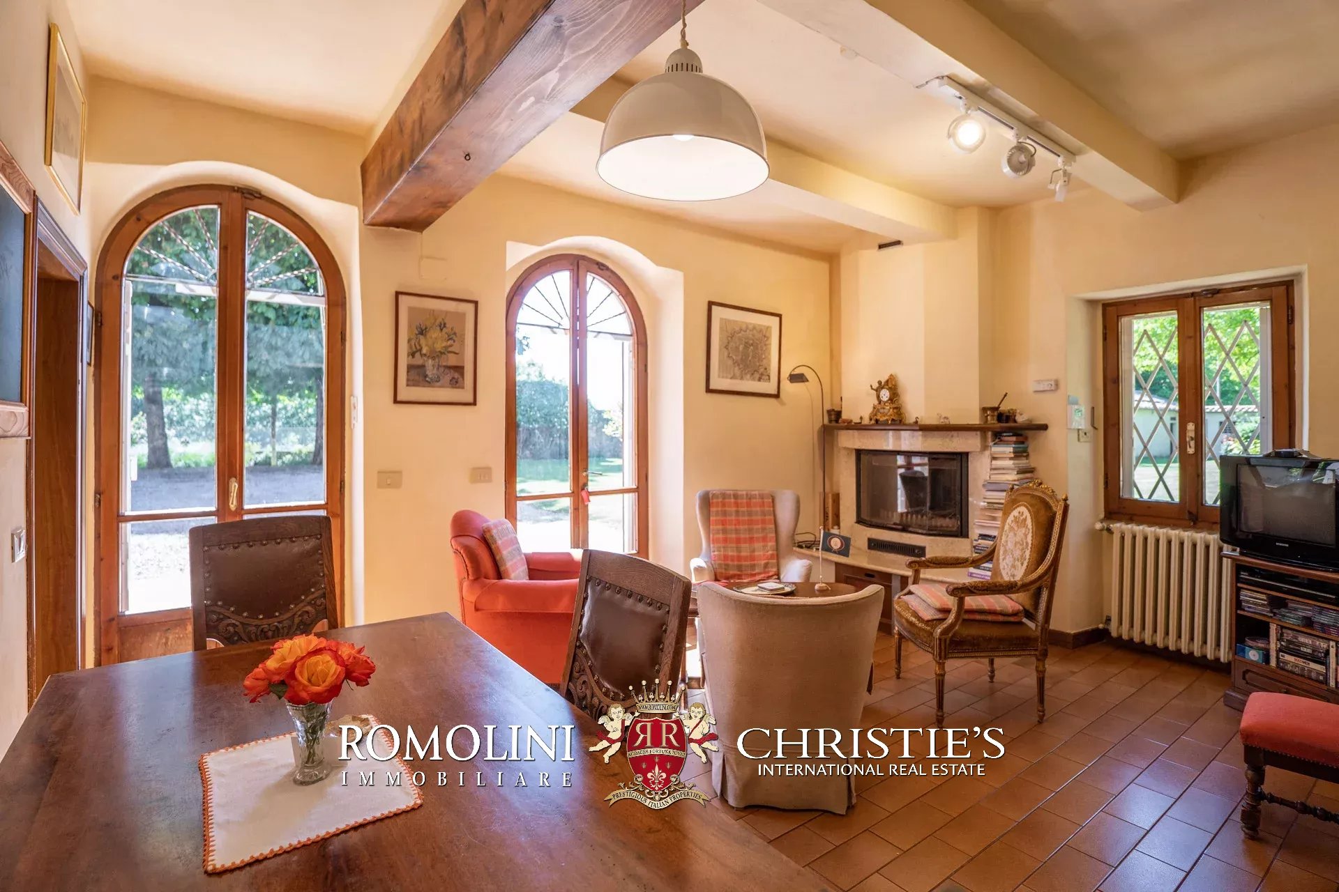 8 Bedroom Villa/Townhouse's Image 77